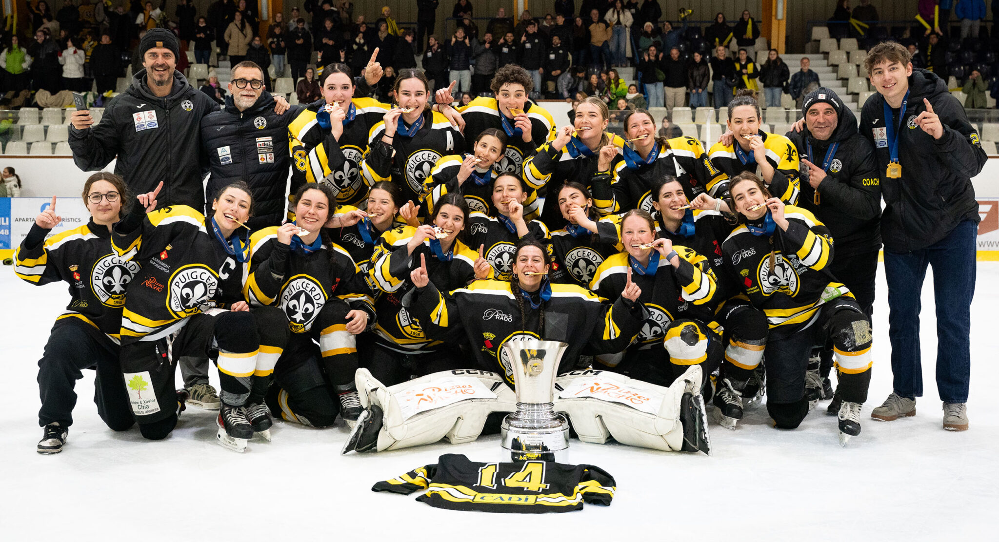 CG Puigcerdà Wins its Third Consecutive Queen's Cup in a Vibrant Final against CH Jaca