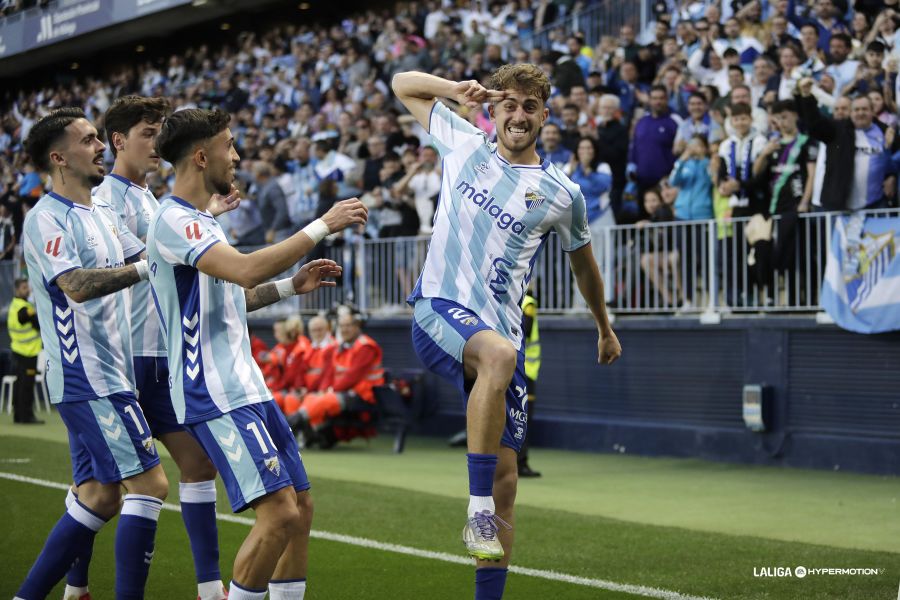 ¡Derbi Andaluz en el Nuevo Mirandilla! Cádiz y Málaga se Citan en un Duelo Clave para la Temporada ¡Derbi Andaluz en el Nuevo Mirandilla! Cádiz y Málaga se Citan en un Duelo Clave para la Temporada