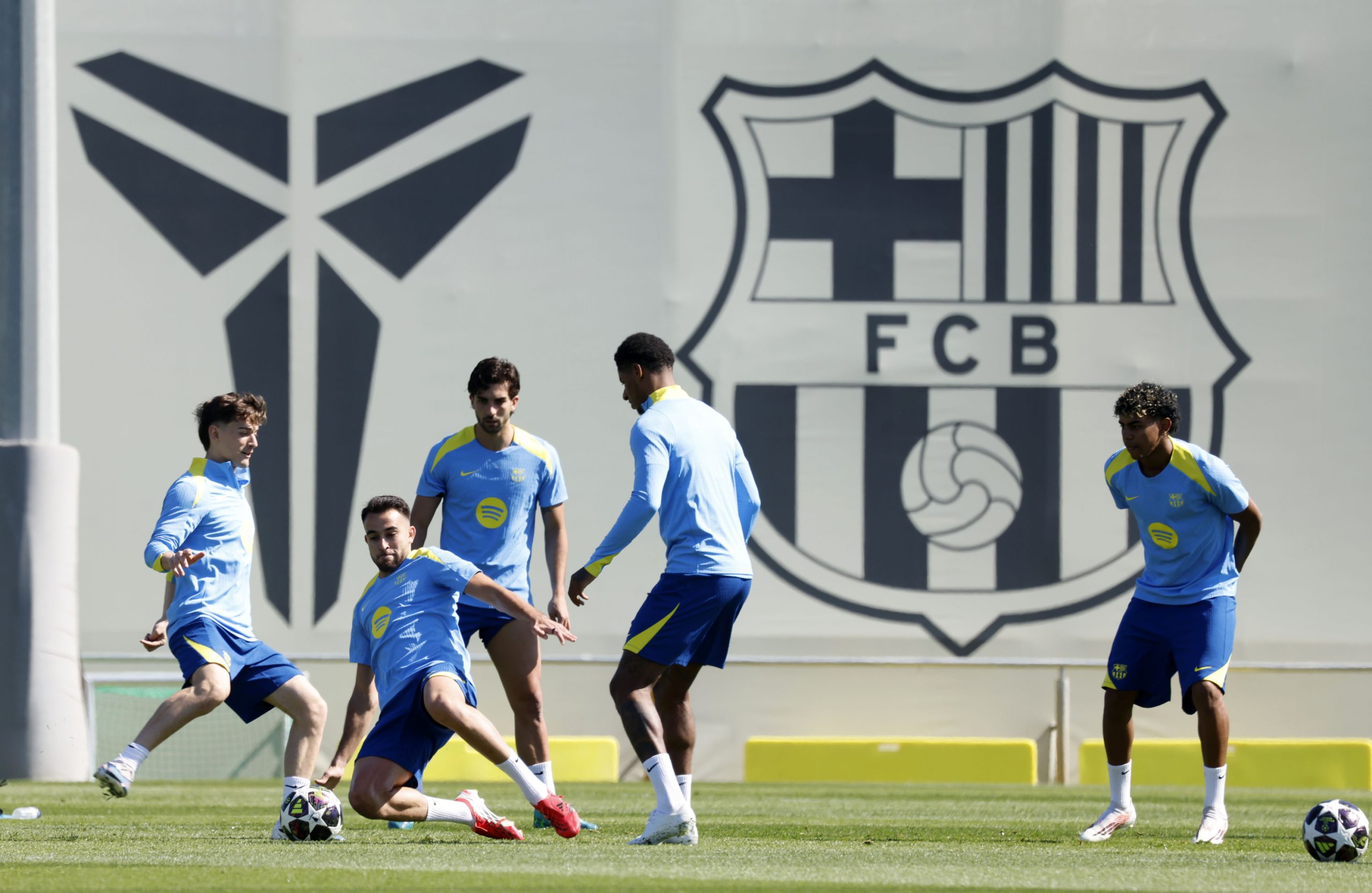 El Camp Nou Ruge de Nuevo: El Barça Busca la Gloria Europea ante el Newcastle El Camp Nou Ruge de Nuevo: El Barça Busca la Gloria Europea ante el Newcastle