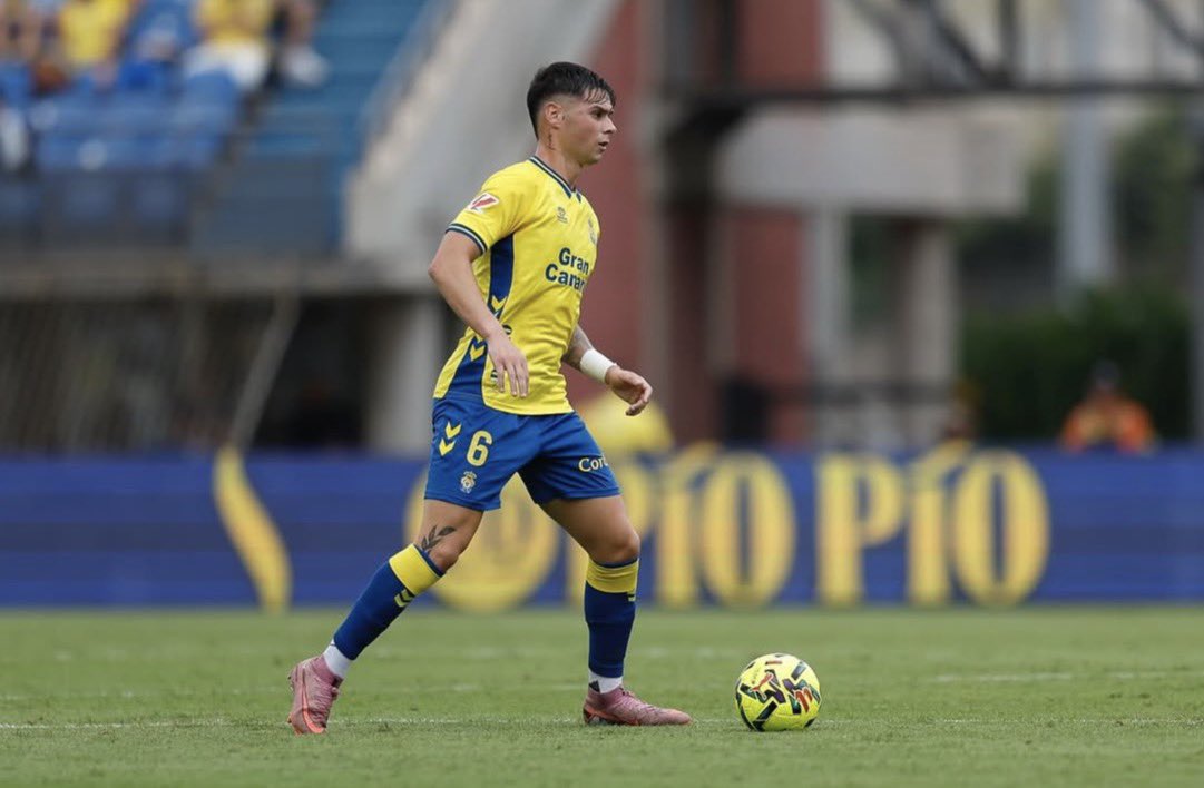 Las Palmas vs. Sporting: Duelo de Necesidades y Emociones en la Isla