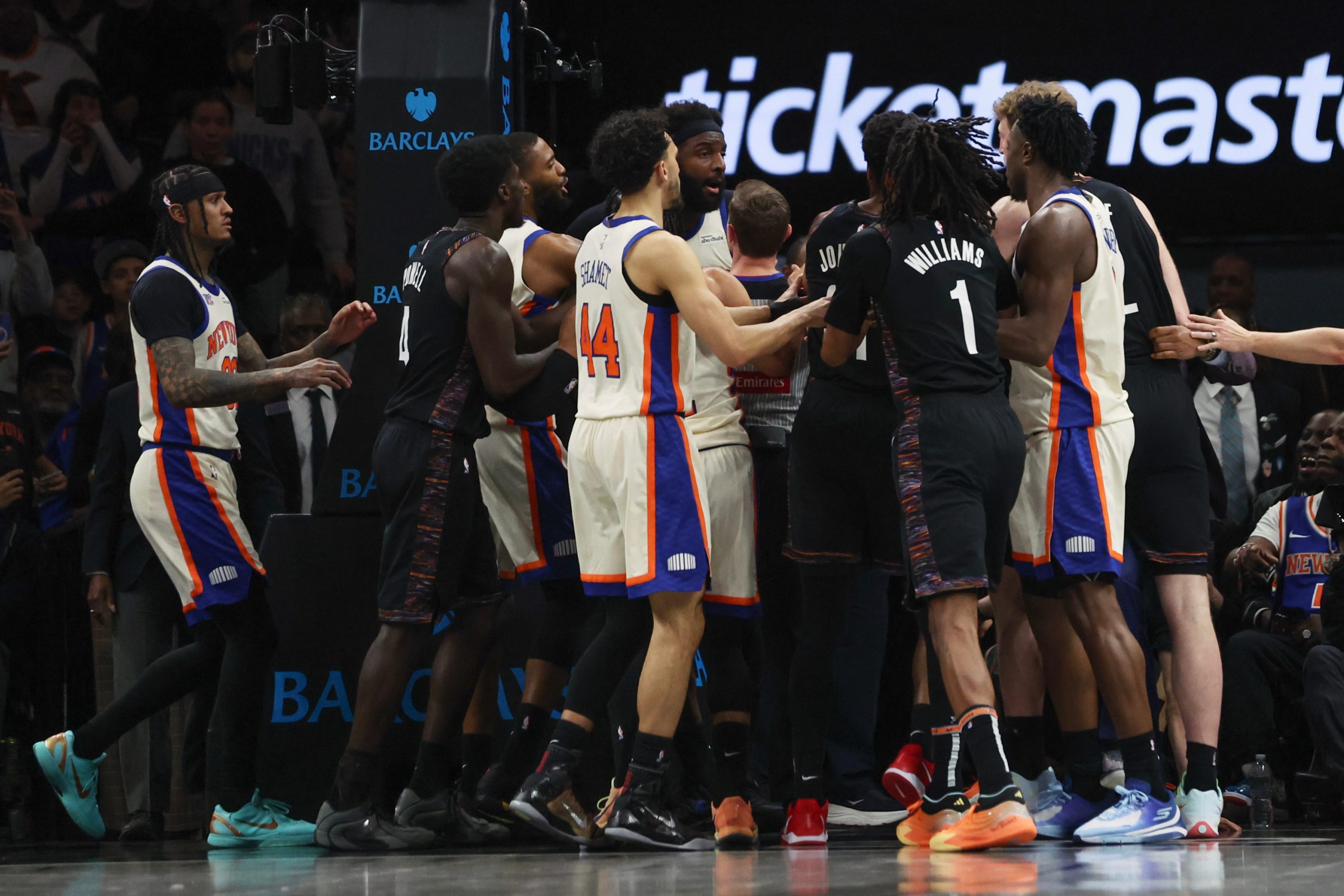 Los Knicks vuelven a dominar el derbi neoyorquino ante unos Nets en crisis