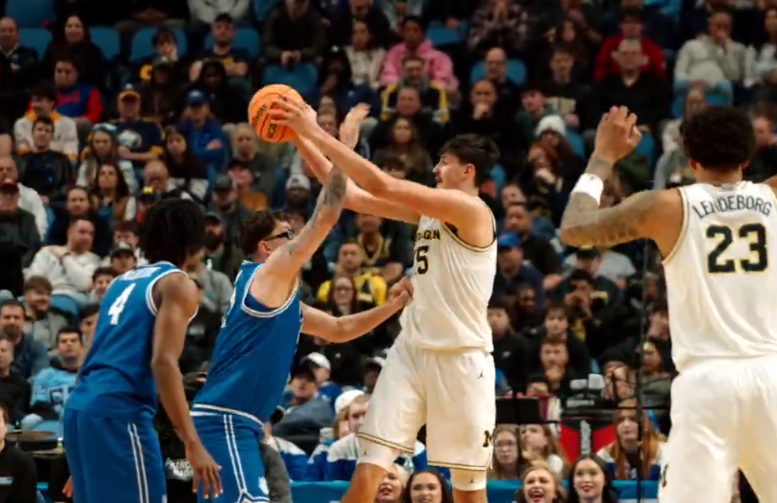 ¡Mara Deslumbra en March Madness! El Aragonés Deja Sin Palabras a 'Cream' Abdul-Jabbar
