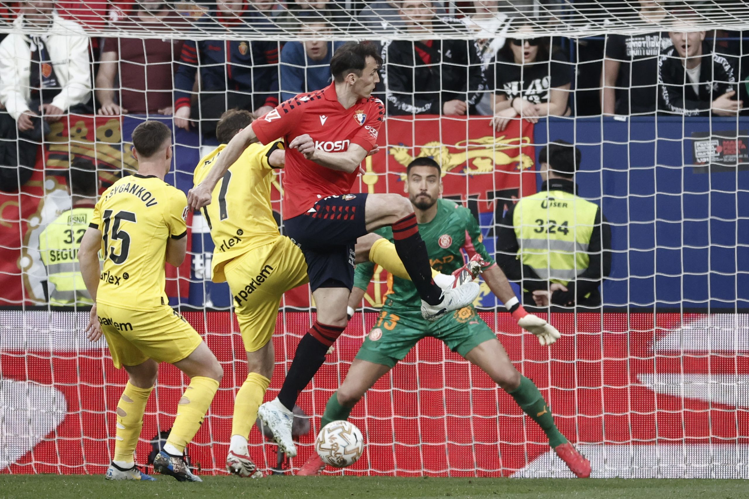 Osasuna se asoma a Europa tras su victoria ante el Girona