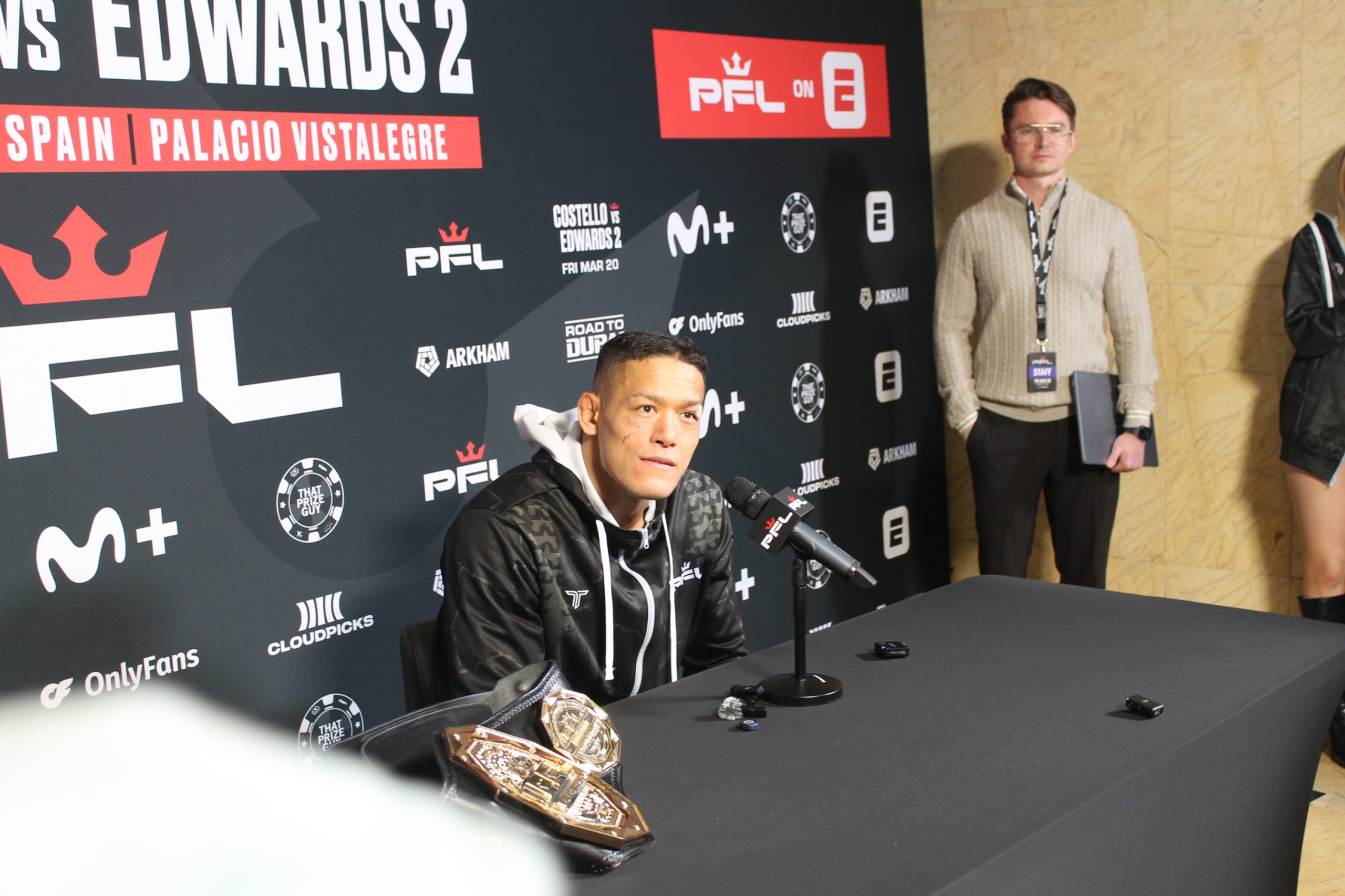 ¡Costello Van Steenis Conquista el Mundo de las MMA y Pone a España en el Mapa!