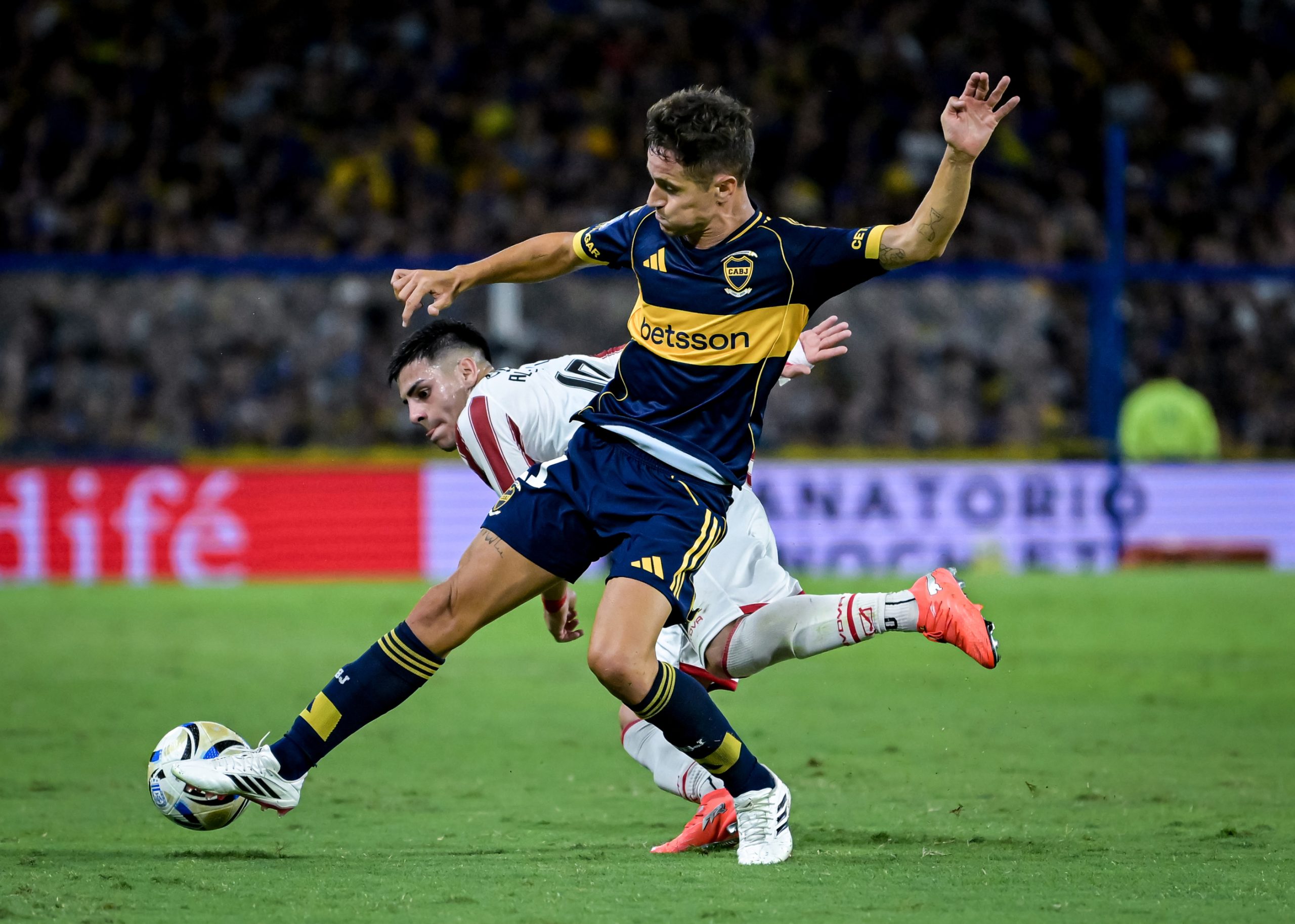 River y Boca: Triunfos que Renuevan la Esperanza en el Fútbol Argentino River y Boca: Triunfos que Renuevan la Esperanza en el Fútbol Argentino