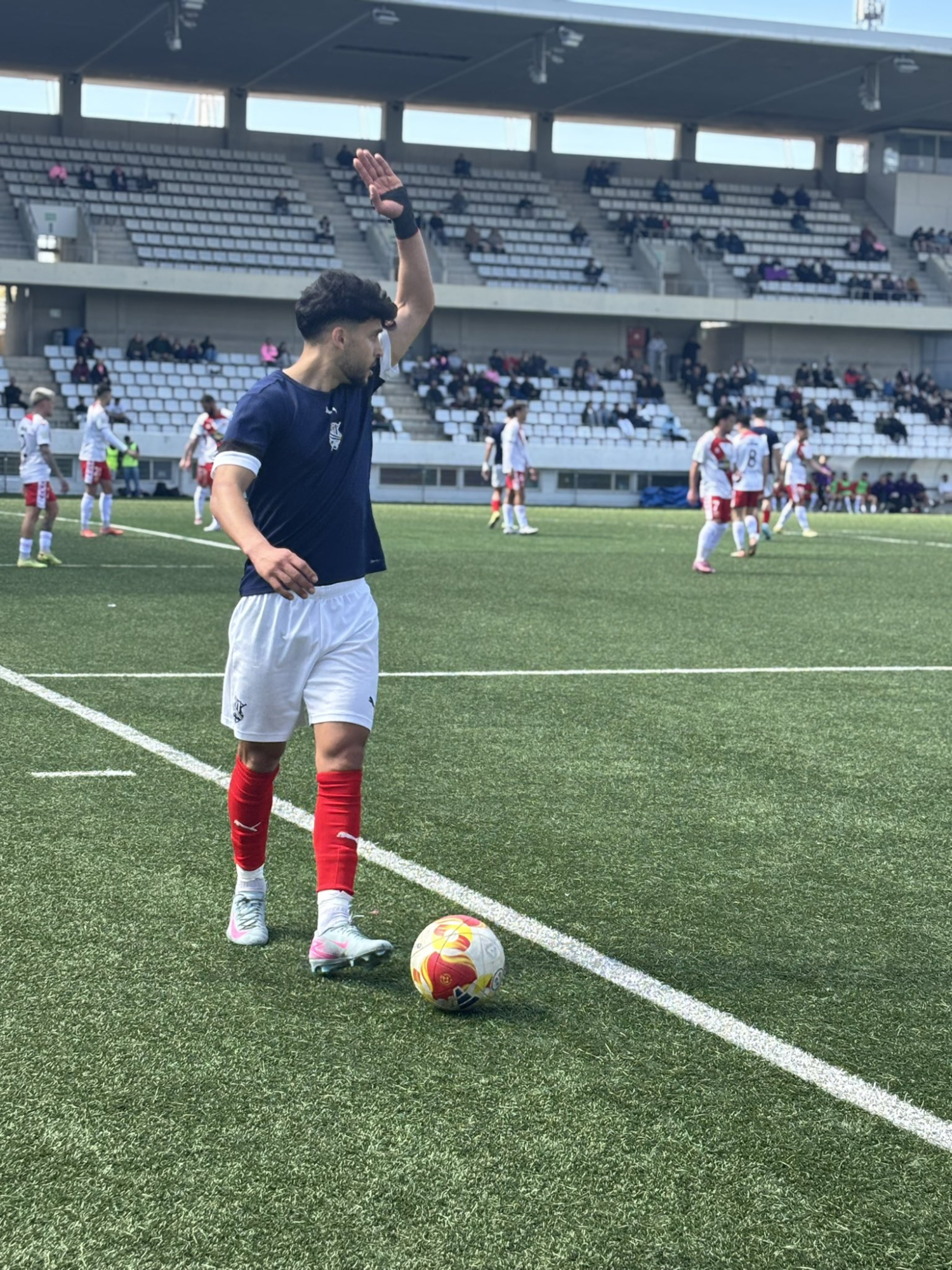 Manresa Sufre, Pero Mantiene el Liderato Ante un Valiente Hospitalet Manresa Sufre, Pero Mantiene el Liderato Ante un Valiente Hospitalet