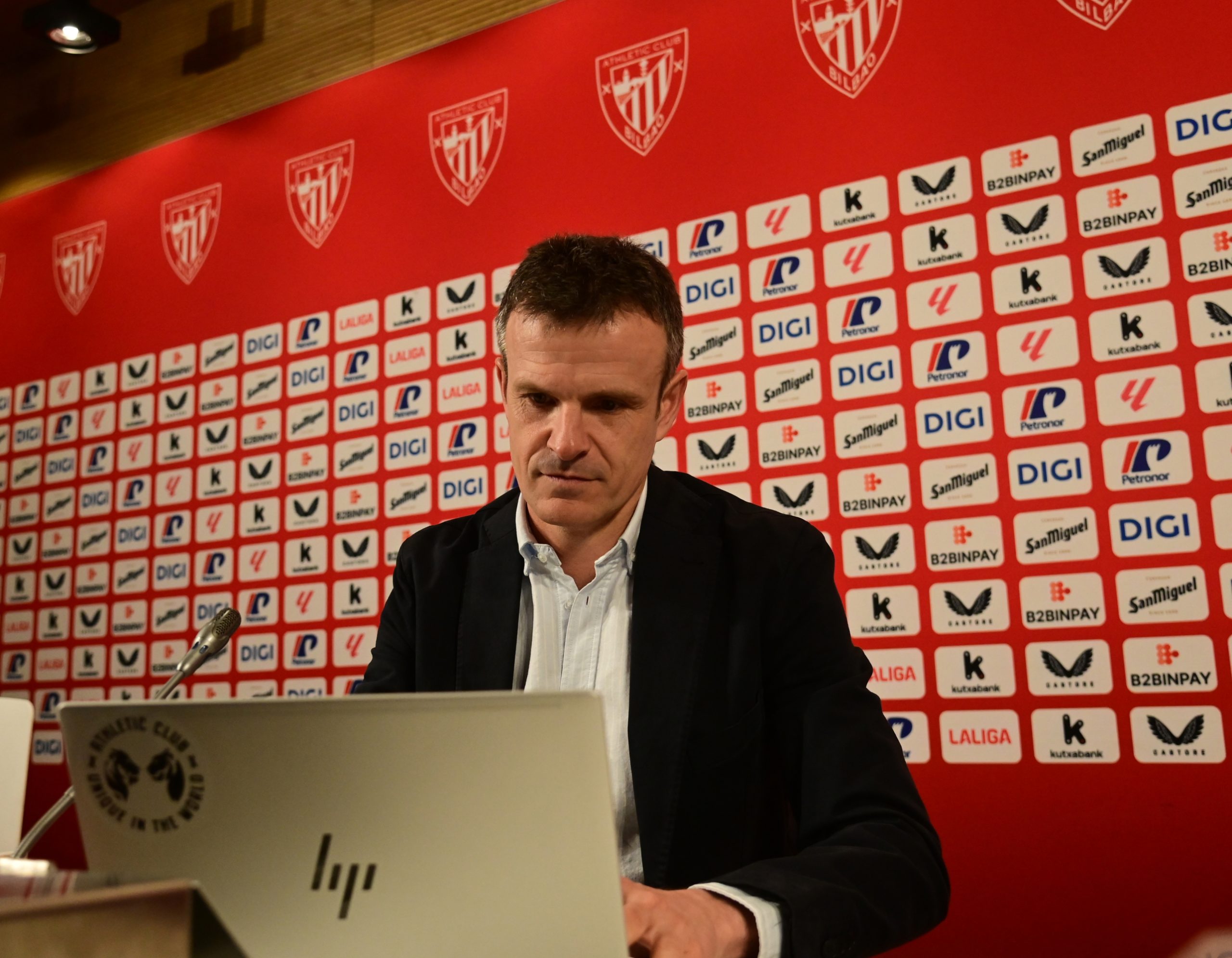 El Presidente del Athletic Denuncia Amenazas y Acoso: El Presidente del Athletic Denuncia Amenazas y Acoso:
