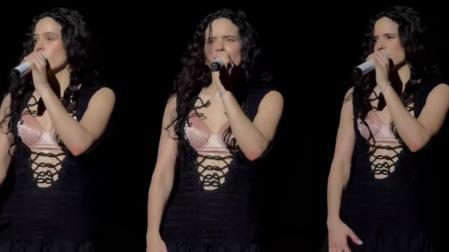 ¡Milán en Vilo! Rosalía Detiene su Concierto por una Brutal Intoxicación ¡Milán en Vilo! Rosalía Detiene su Concierto por una Brutal Intoxicación