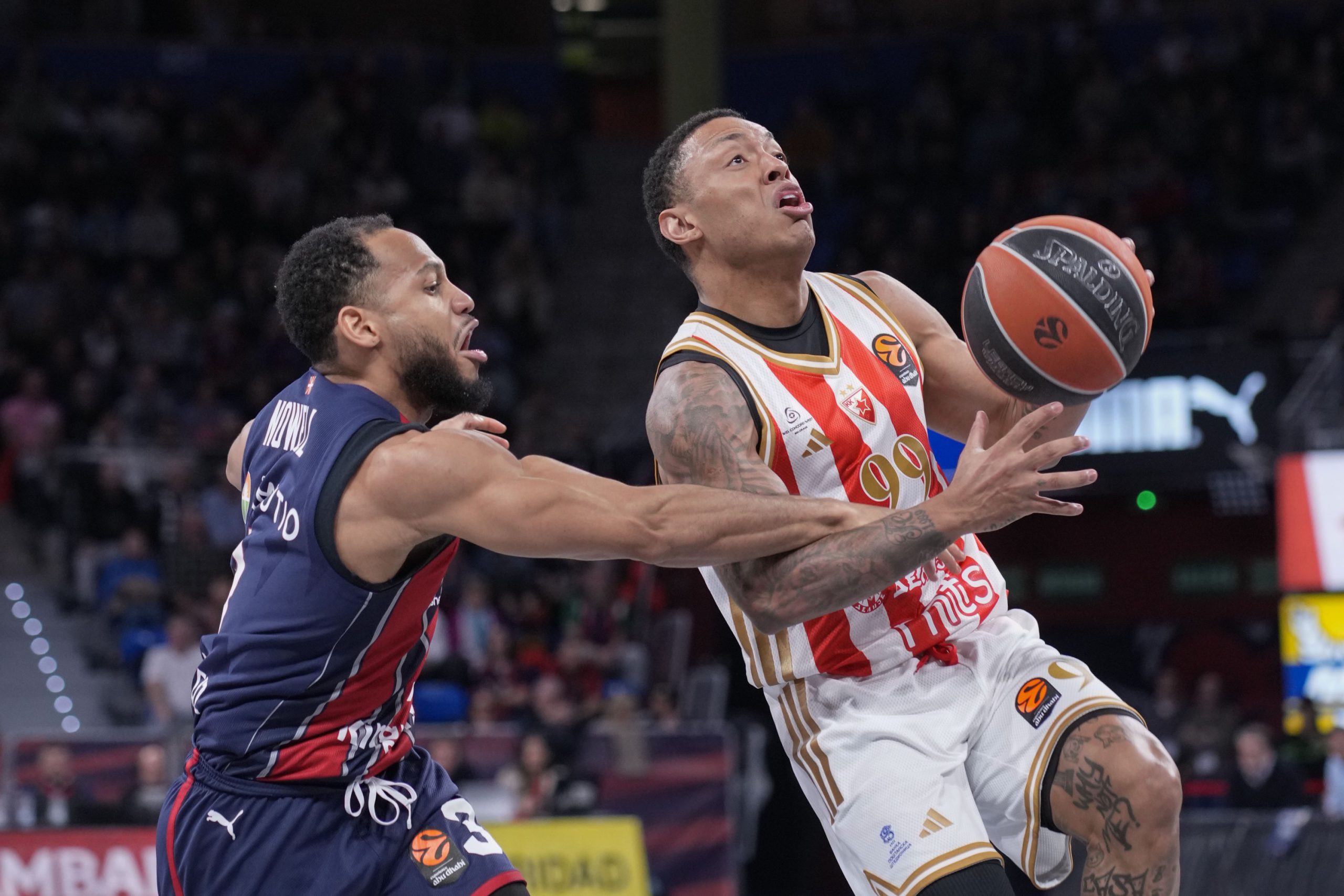 Chima Moneke brilla en su regreso al Buesa Arena y lleva al Estrella Roja a la victoria