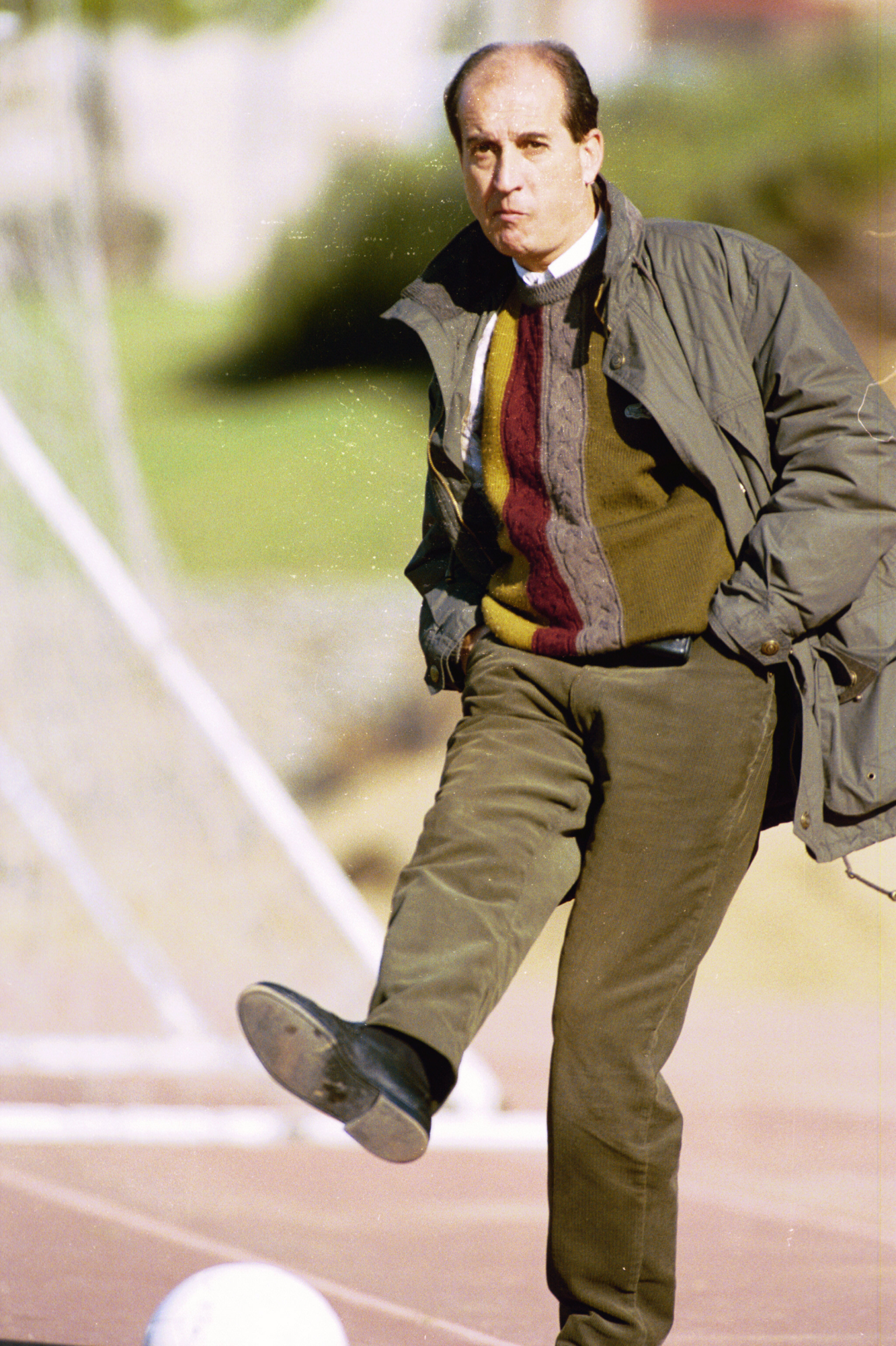 Un Titán del Periodismo Deportivo Apaga su Pluma: Adiós a Manolo C. Cánovas, Cronista del Alma Perica