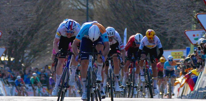 La Volta a Catalunya 2026: Una Montaña Rusa de Emociones en su Quinta Etapa