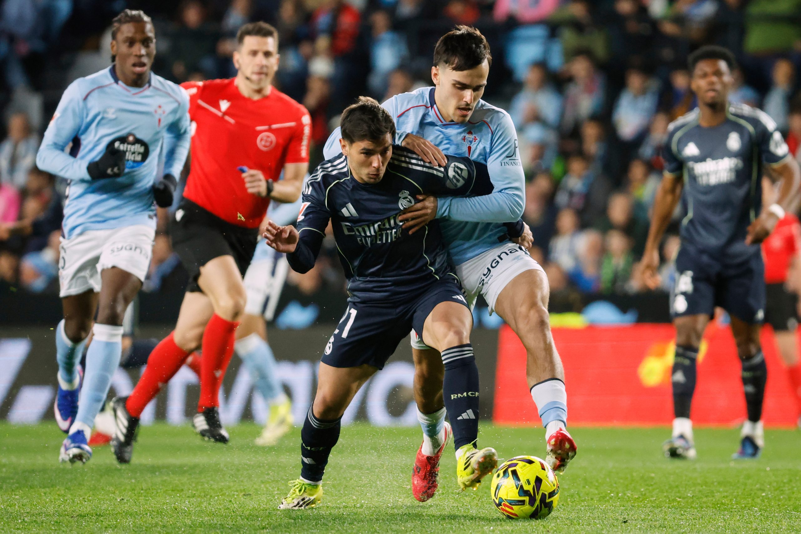 Miguel Román: El Corazón del Celta Lucha por Volver a la Cima