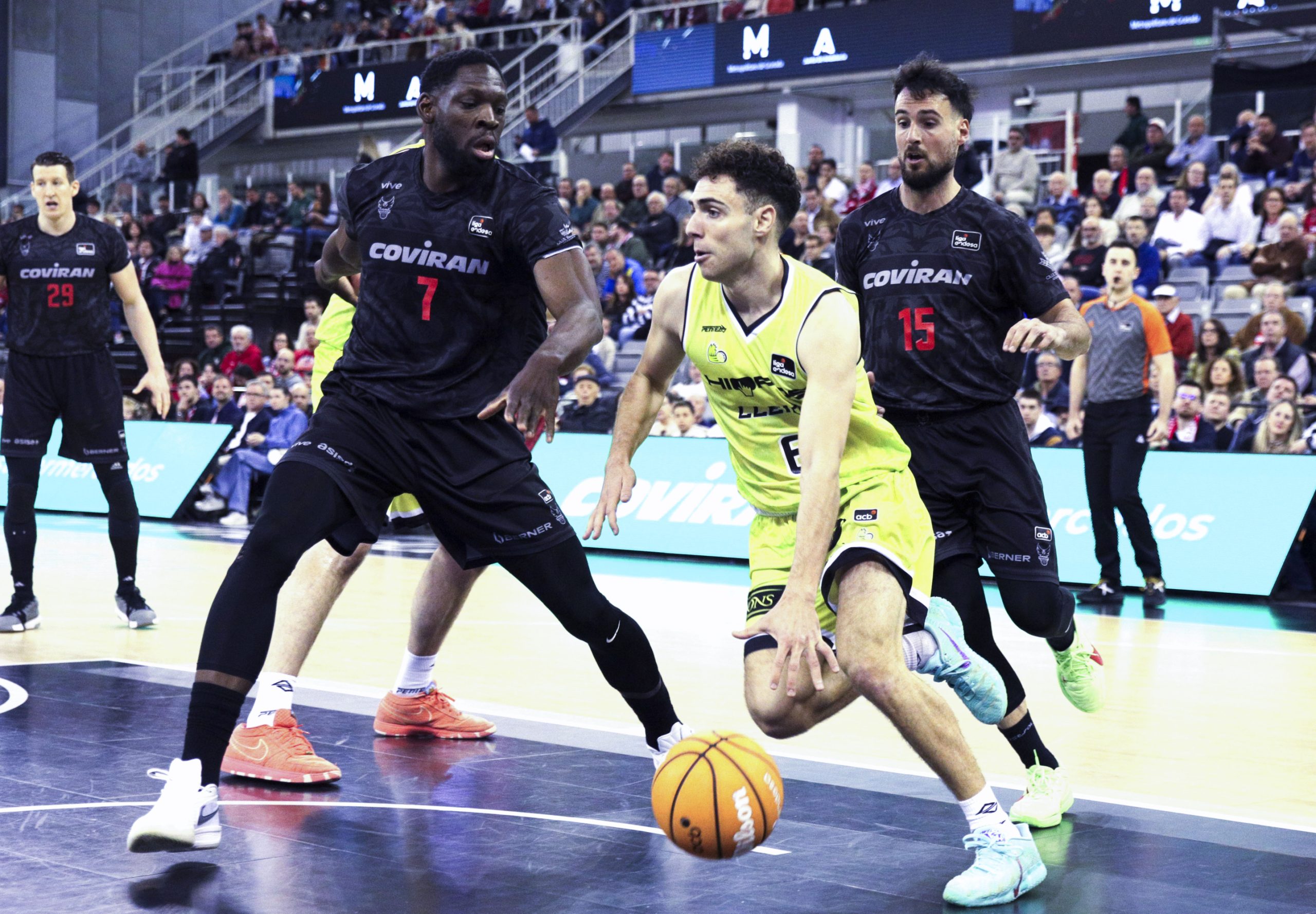El Covirán Granada se aferra a la esperanza: victoria emocionante ante el Hiopos Lleida El Covirán Granada se aferra a la esperanza: victoria emocionante ante el Hiopos Lleida