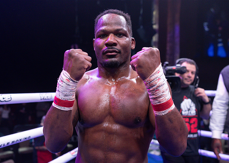 ¡Noche de Boxeo Espectacular! Dominio de Nuevas Estrellas y Récords Batidos en el Trigon