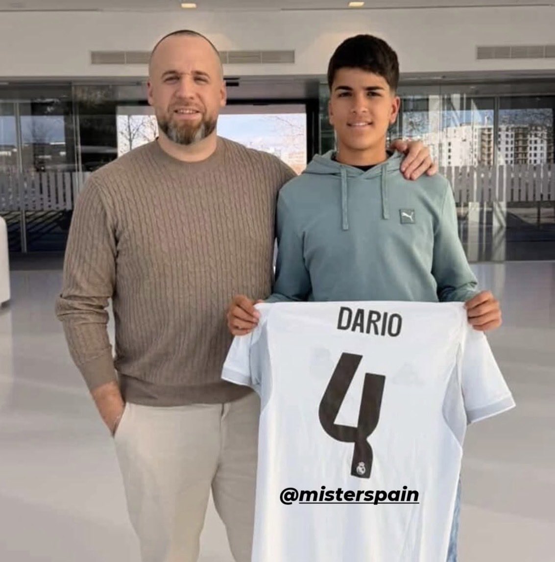 Bombshell in the Quarry! Real Madrid takes the Pearl of Huelva from Betis