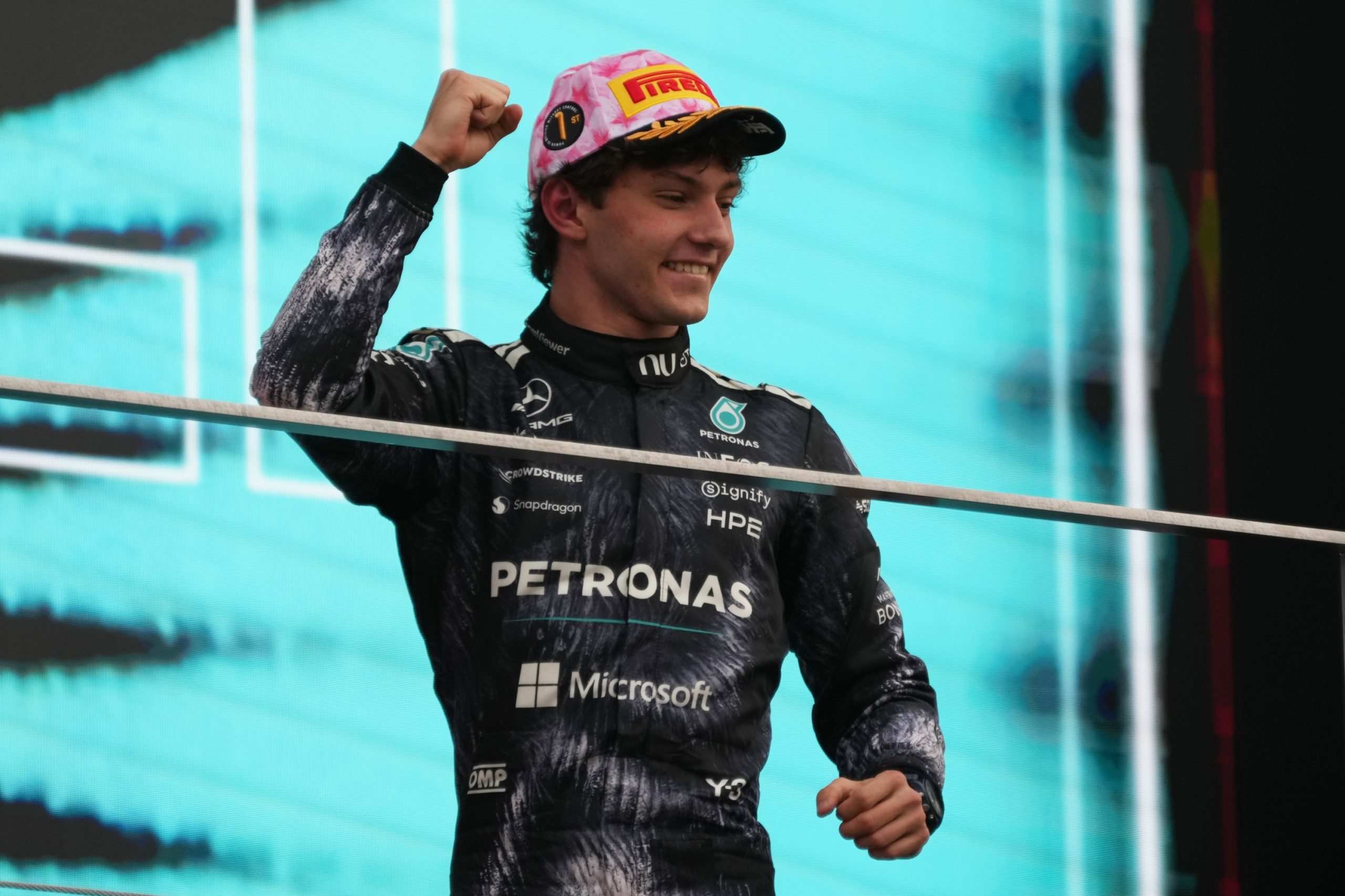 Antonelli Dazzles in Japan: The Child Prodigy Leads F1 and Challenges Russell Antonelli Dazzles in Japan: The Child Prodigy Leads F1 and Challenges Russell