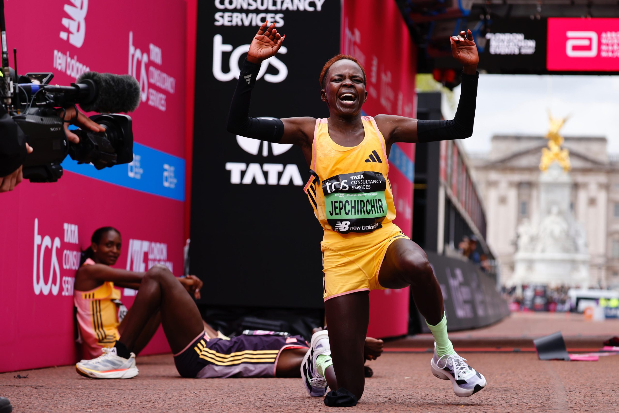 ¡Bomba en Londres! Jepchirchir dice adiós al Maratón 2026 por lesión