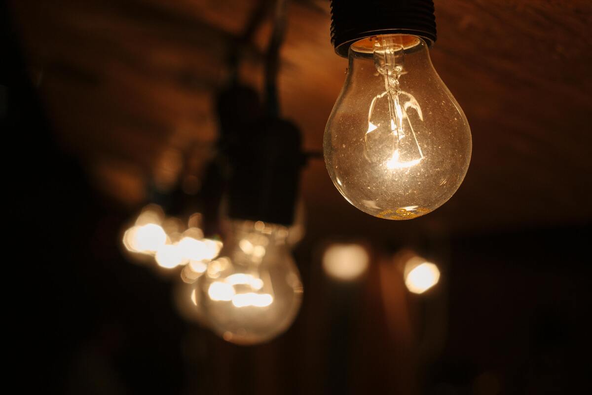 El precio de la electricidad en España: un respiro en medio de la crisis energética