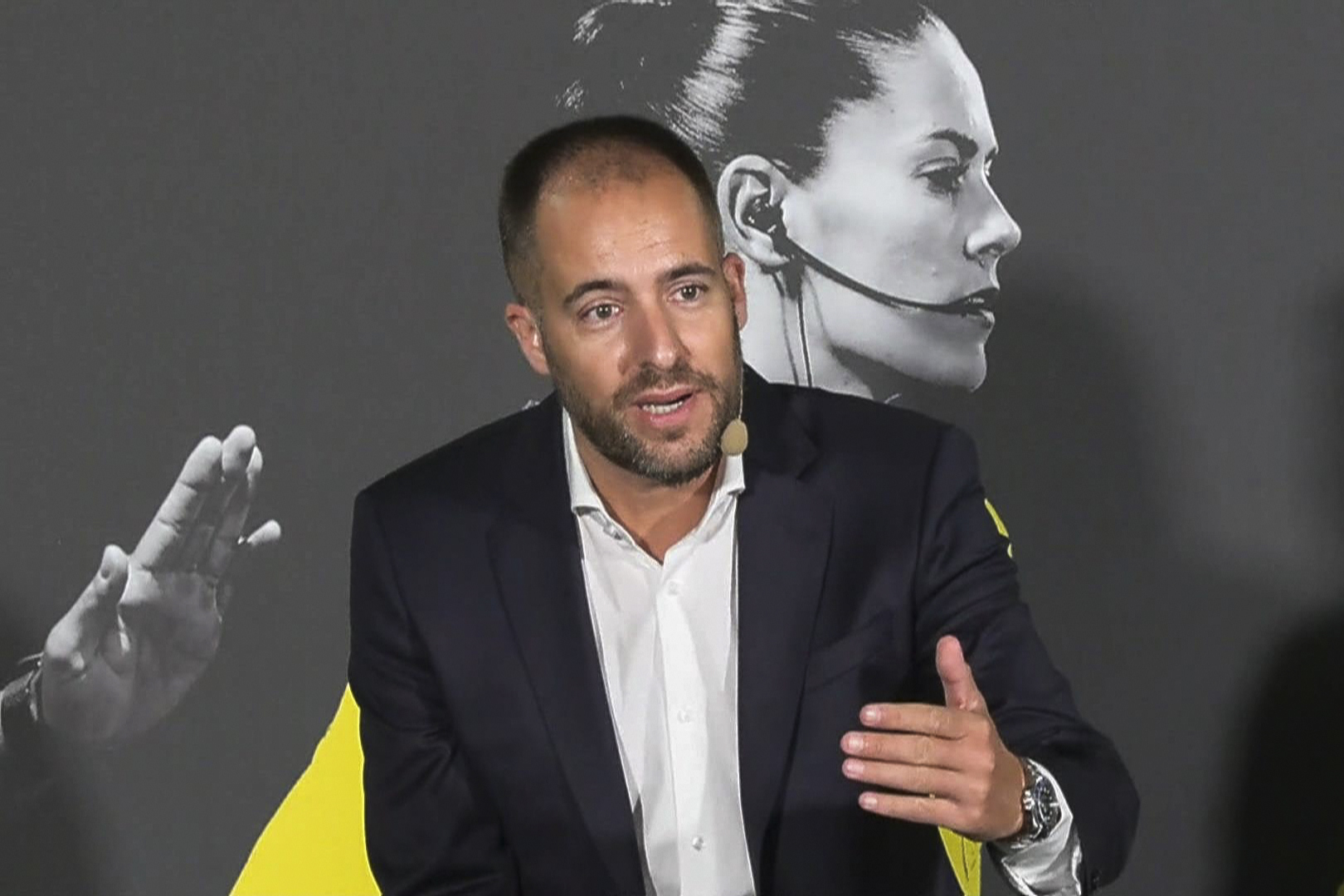 La Polémica del VAR: El Enfado de Vallecas y la Reacción del Presidente del CTA