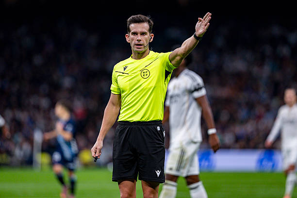 VAR en el Ciutat de València: Una Decisión Clave que Cambió el Rumbo del Levante-Getafe