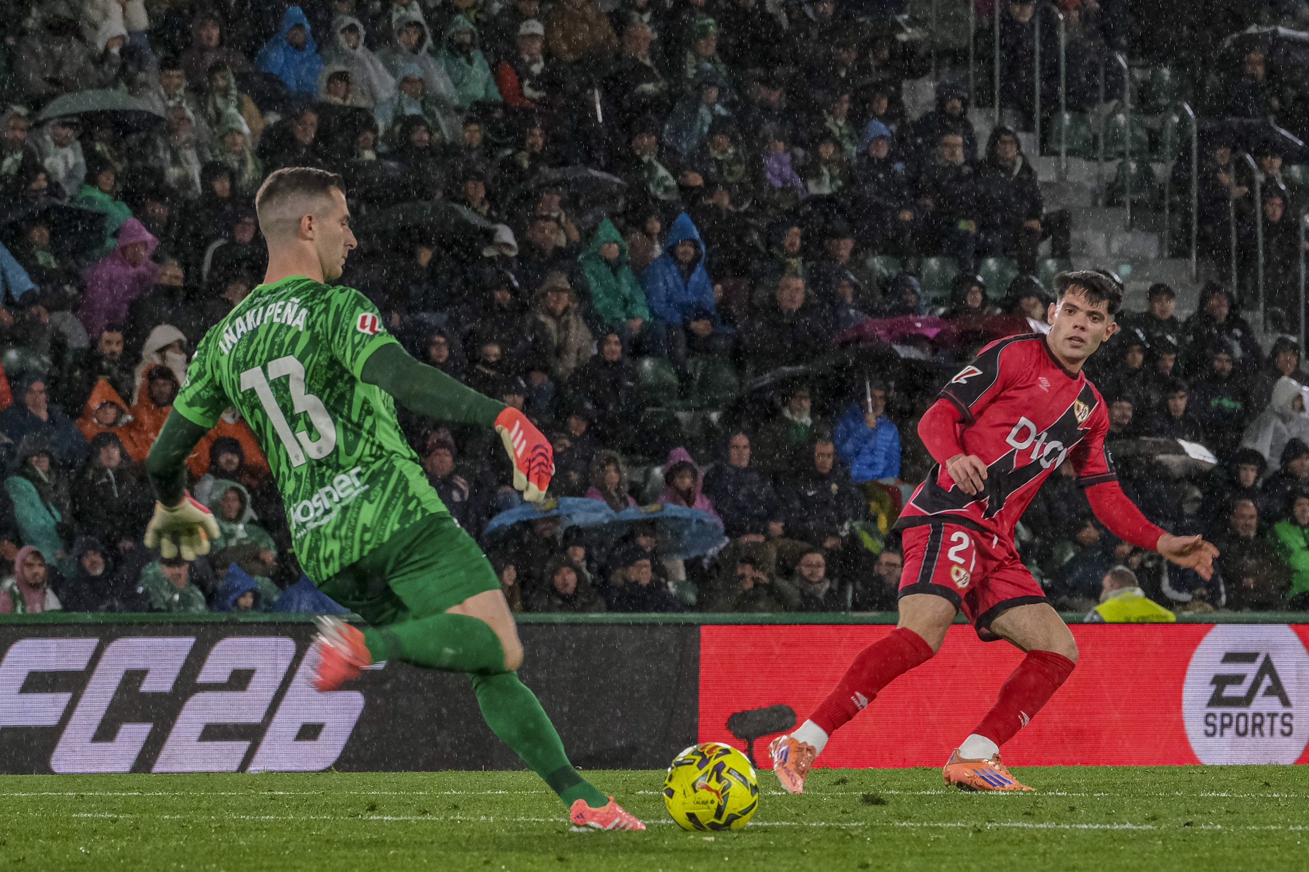 El Futuro Incierto de la Portería del Barça: Deco ante un Rompecabezas de Contratos y Cesiones