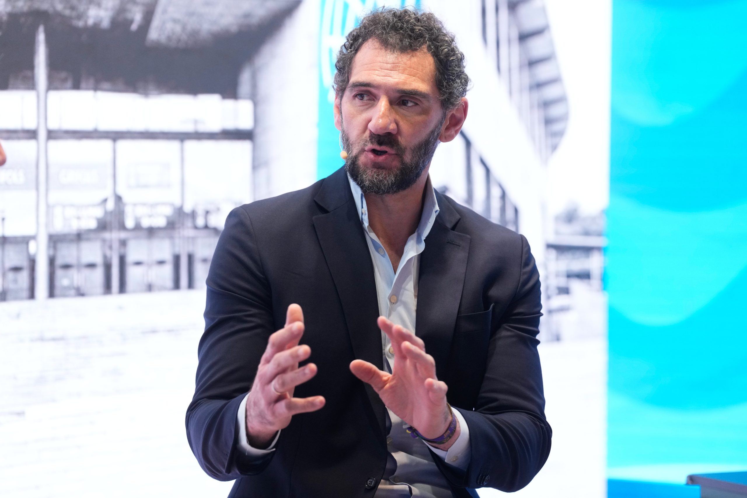 Garbajosa Lanza el Timón: FIBA Europa Busca un Mar de Competiciones Estables y un Futuro Brillante para el Baloncesto