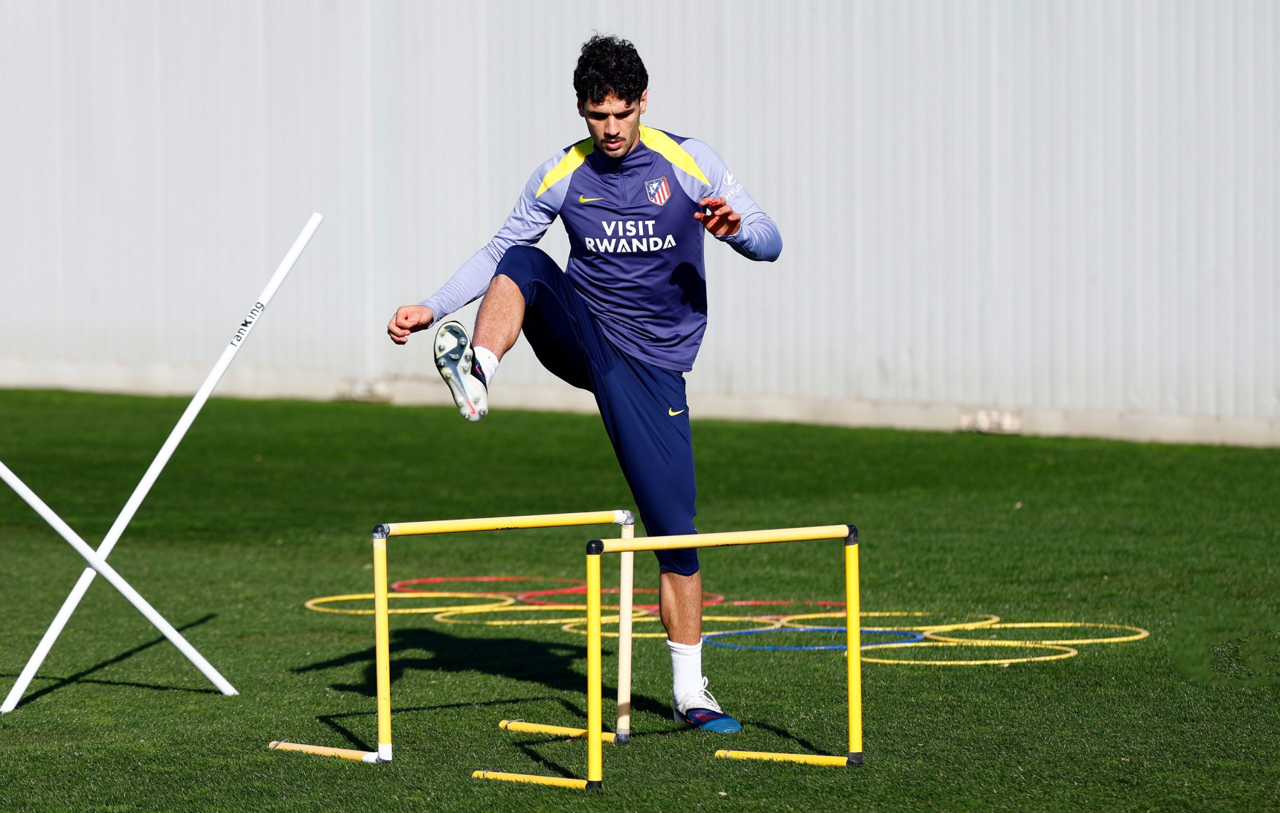 El Atlético de Madrid se prepara para un duelo clave contra el Barcelona