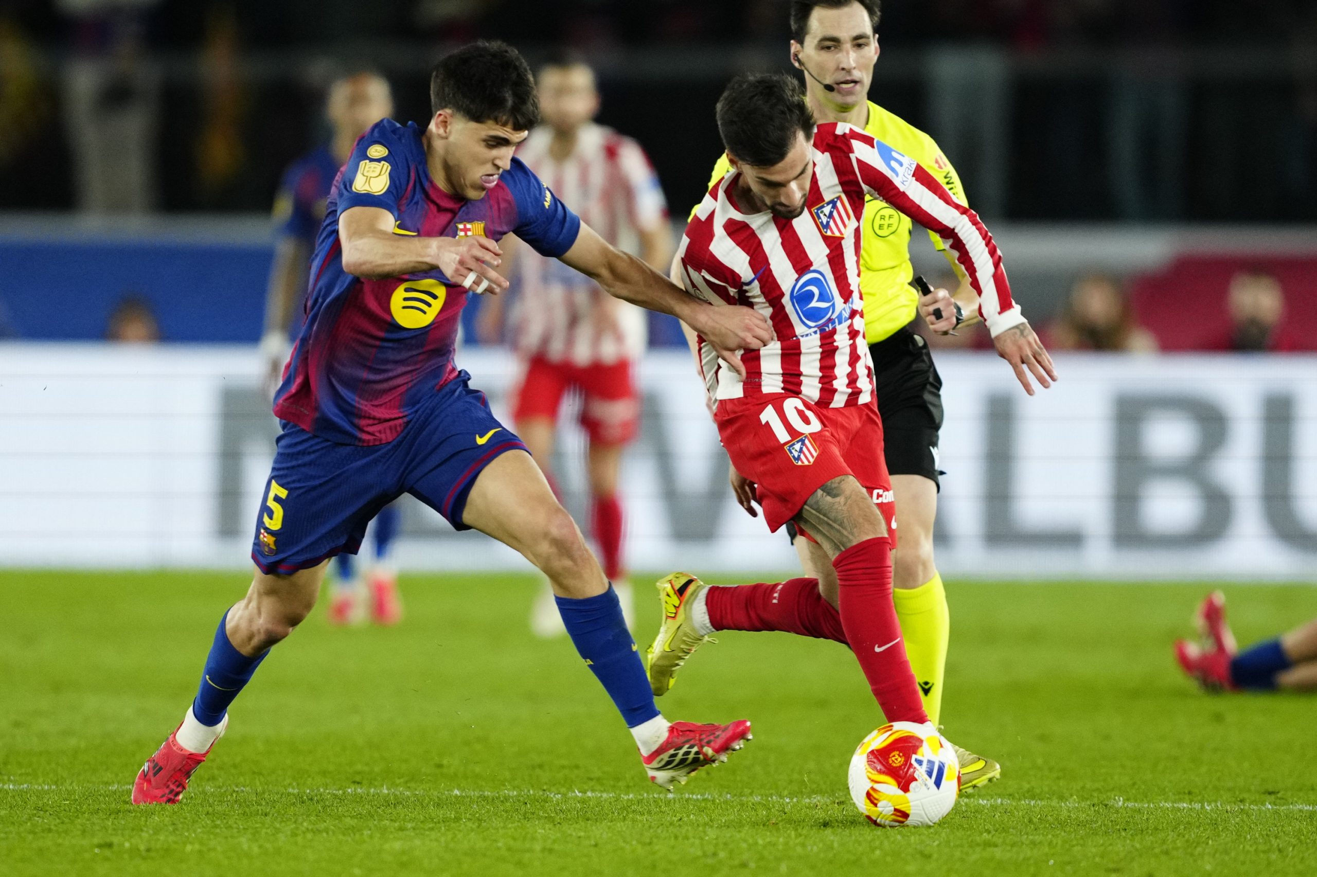 Atlético de Madrid vs FC Barcelona: The Great Clash of Matchday 30