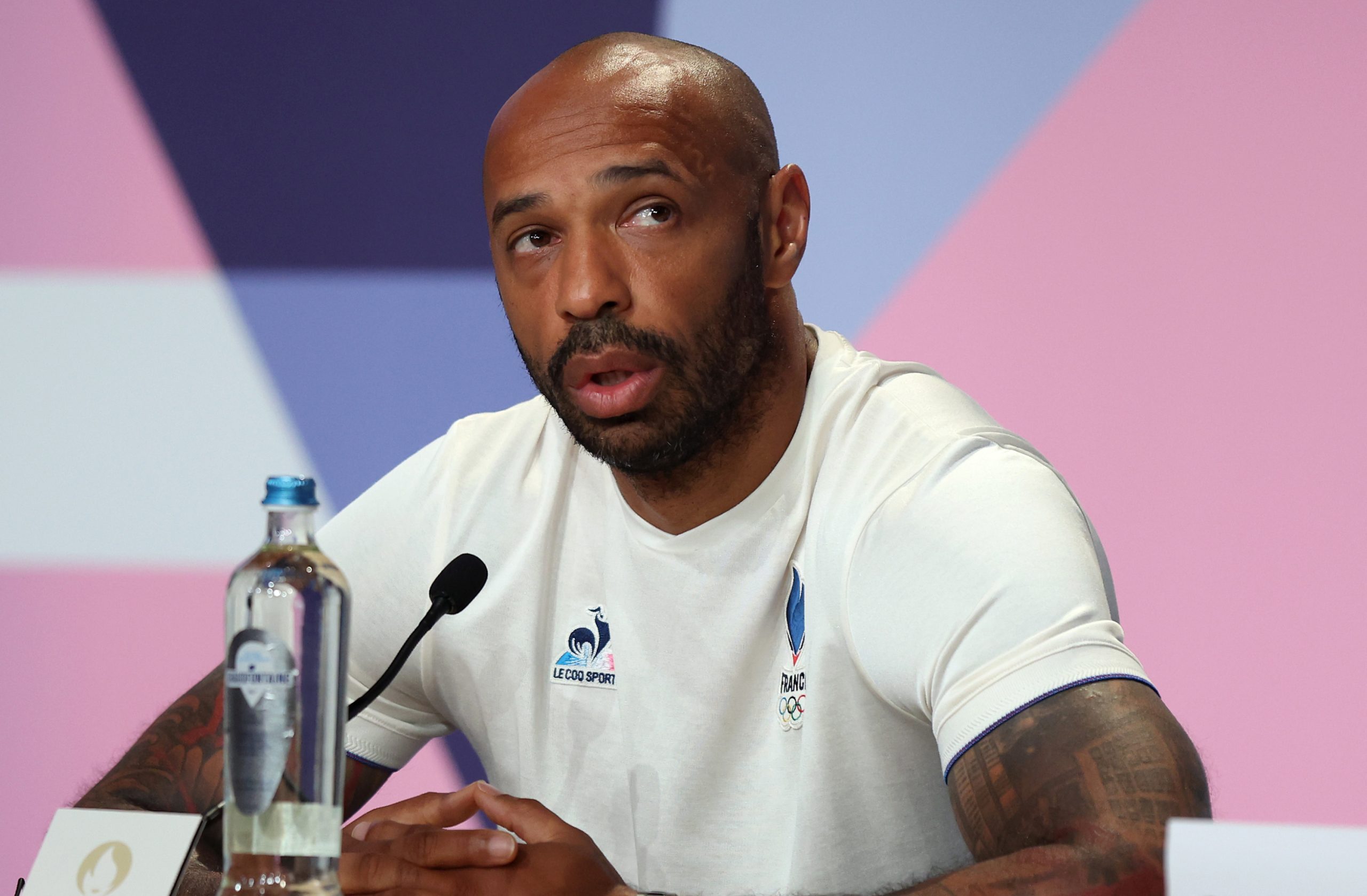 El Barça, Condenado por su Fragilidad Defensiva: La Cruda Verdad de Henry Resuena en Europa