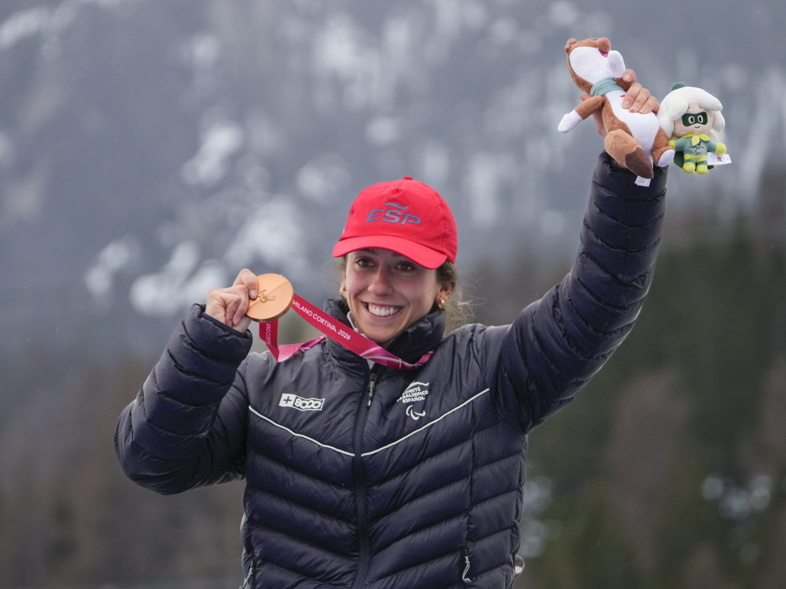 Audrey Pascual: La Esquiadora Paralímpica que Brilla en la Cima del Deporte de Invierno