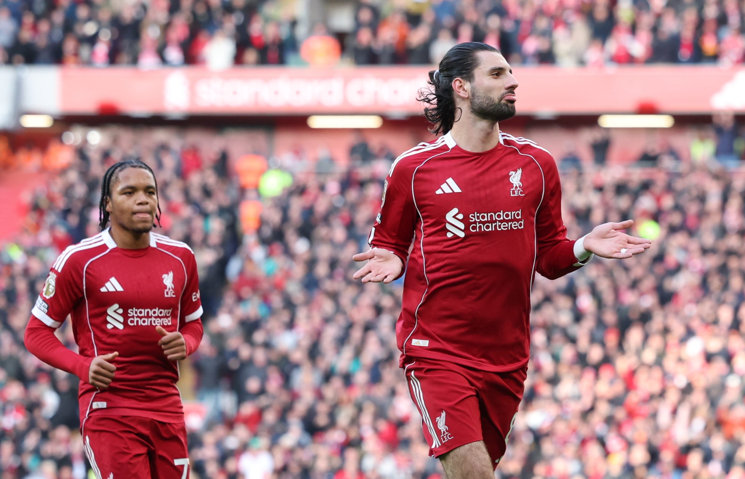 Szoboszlai: El Corazón 'Red' que Llama a la Paciencia en Anfield
