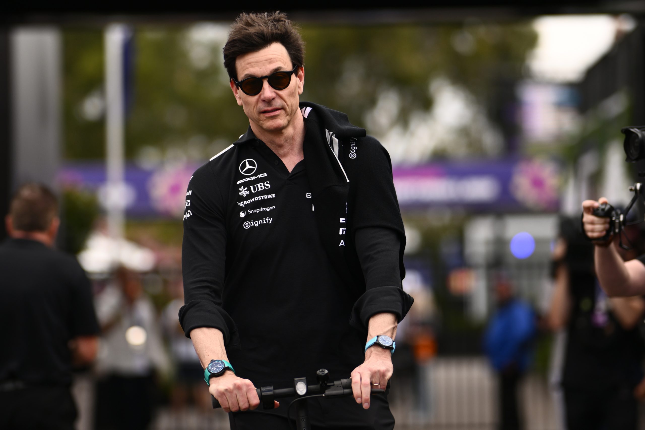 La batalla de motores: Toto Wolff y su defensa férrea del dominio de Mercedes en la F1