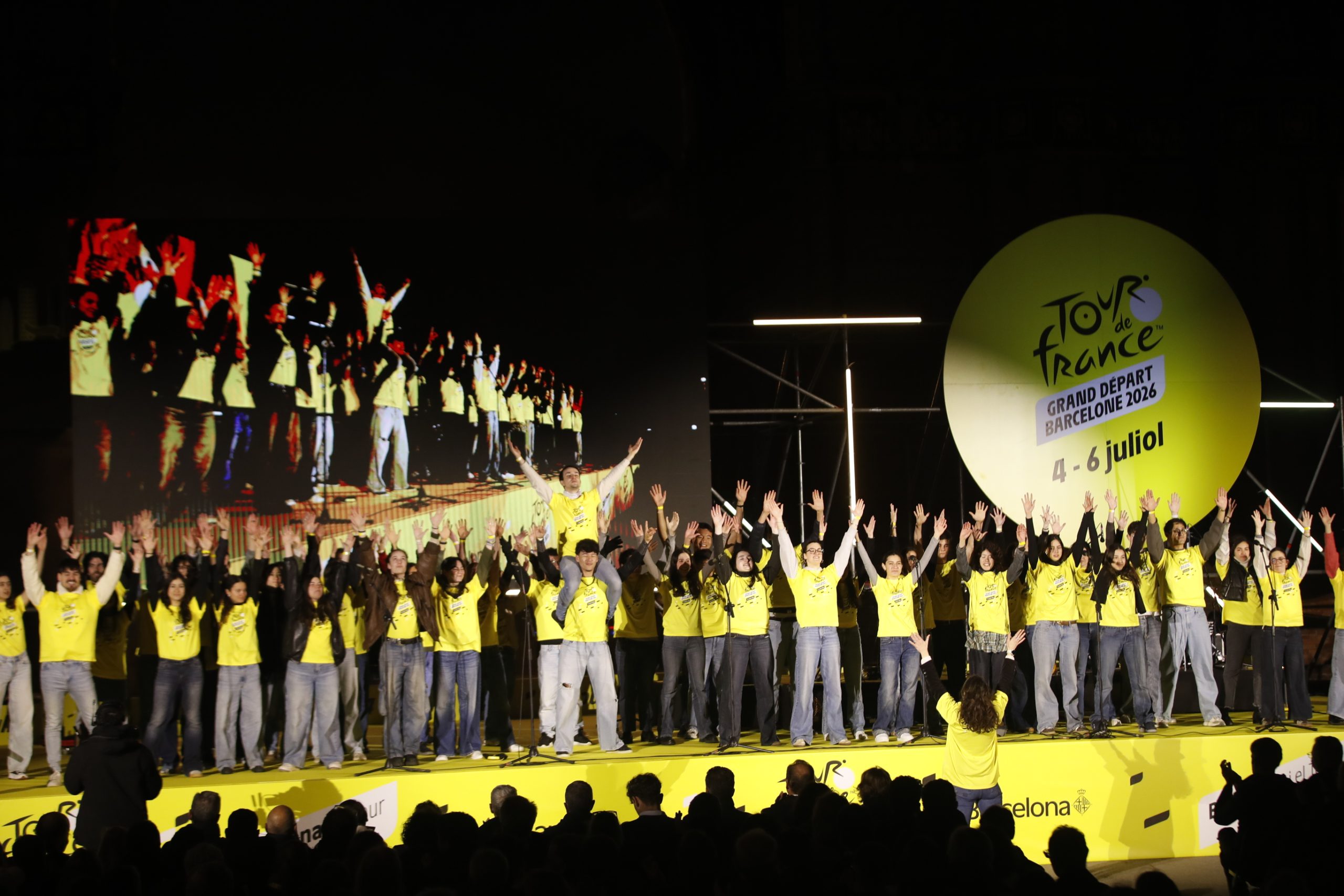¡Únete a la Fiesta del Ciclismo! Se Buscan Voluntarios para el Tour de Francia en Barcelona