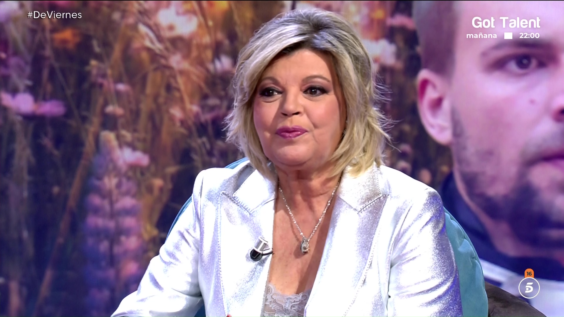 Terelu Campos: Un Orzuelo Rebelde la Lleva al Quirófano en Plena Montaña Rusa Emocional