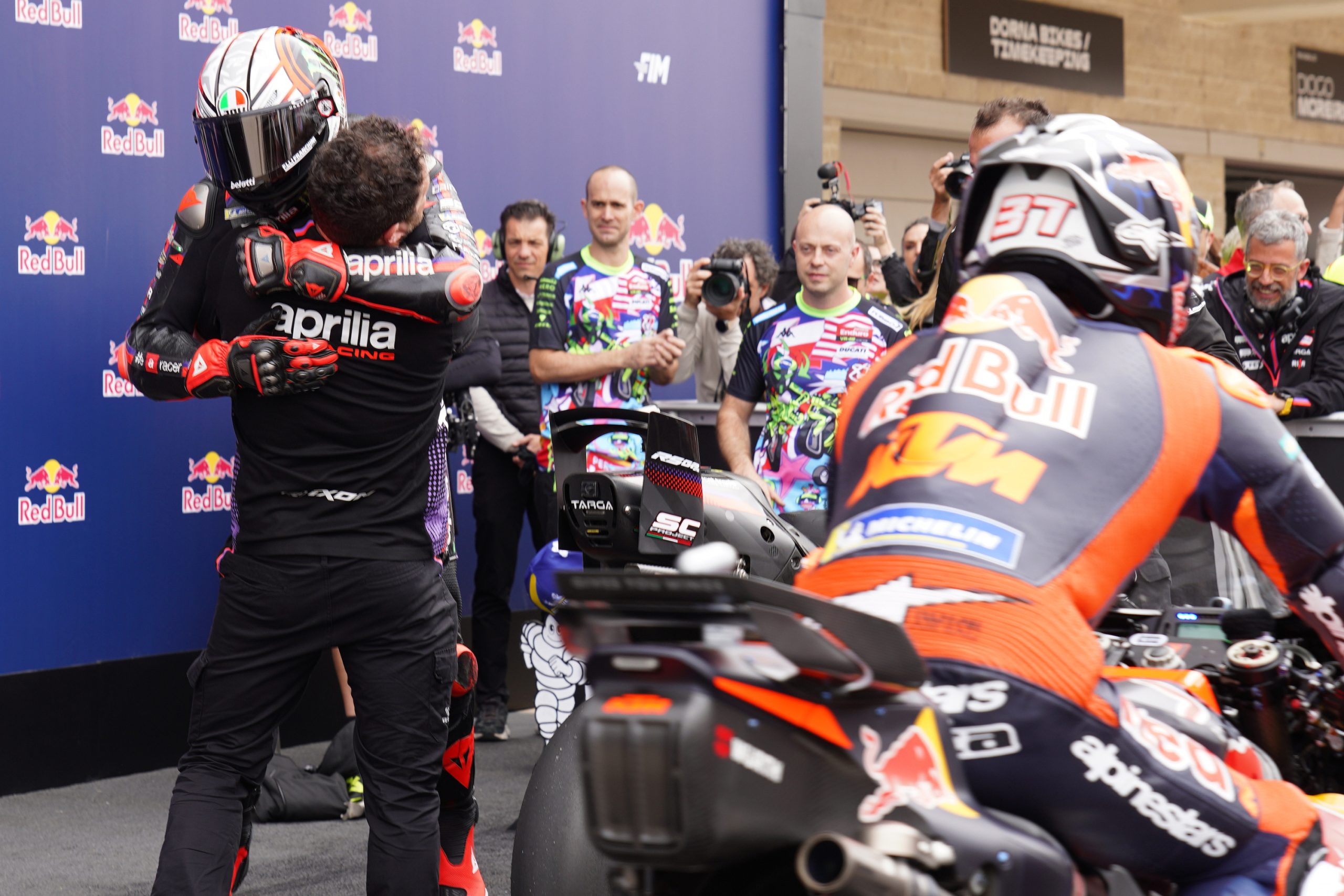 Marco Bezzecchi: El Renacer de una Estrella en MotoGP