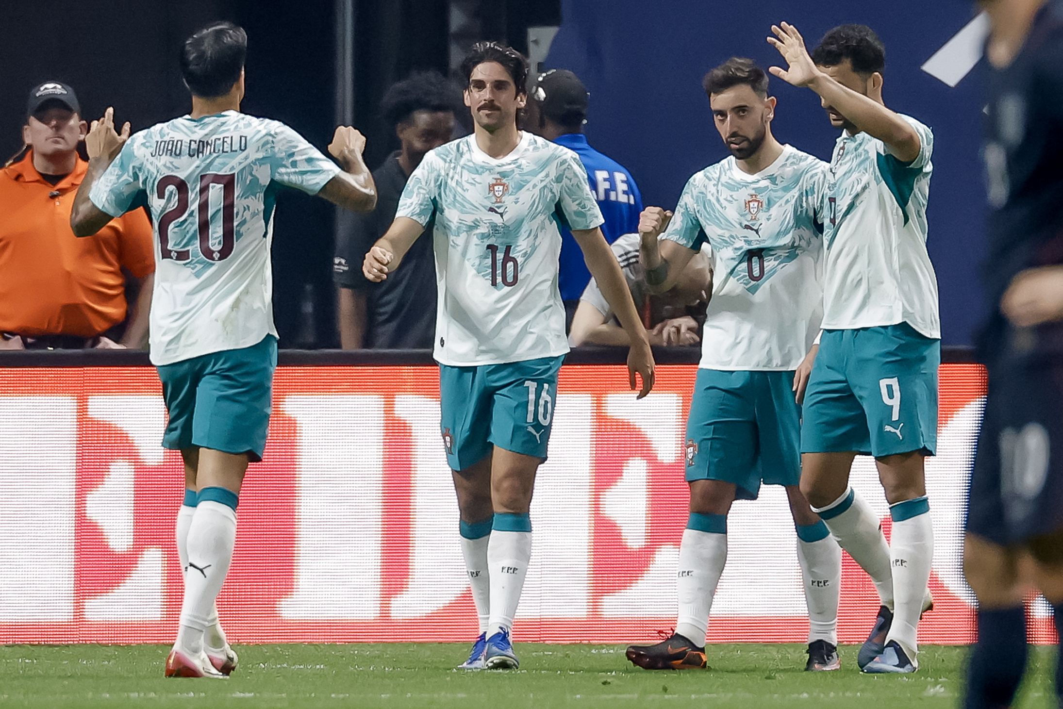 Portugal beats the United States in a friendly with goals from Trincão and João Félix