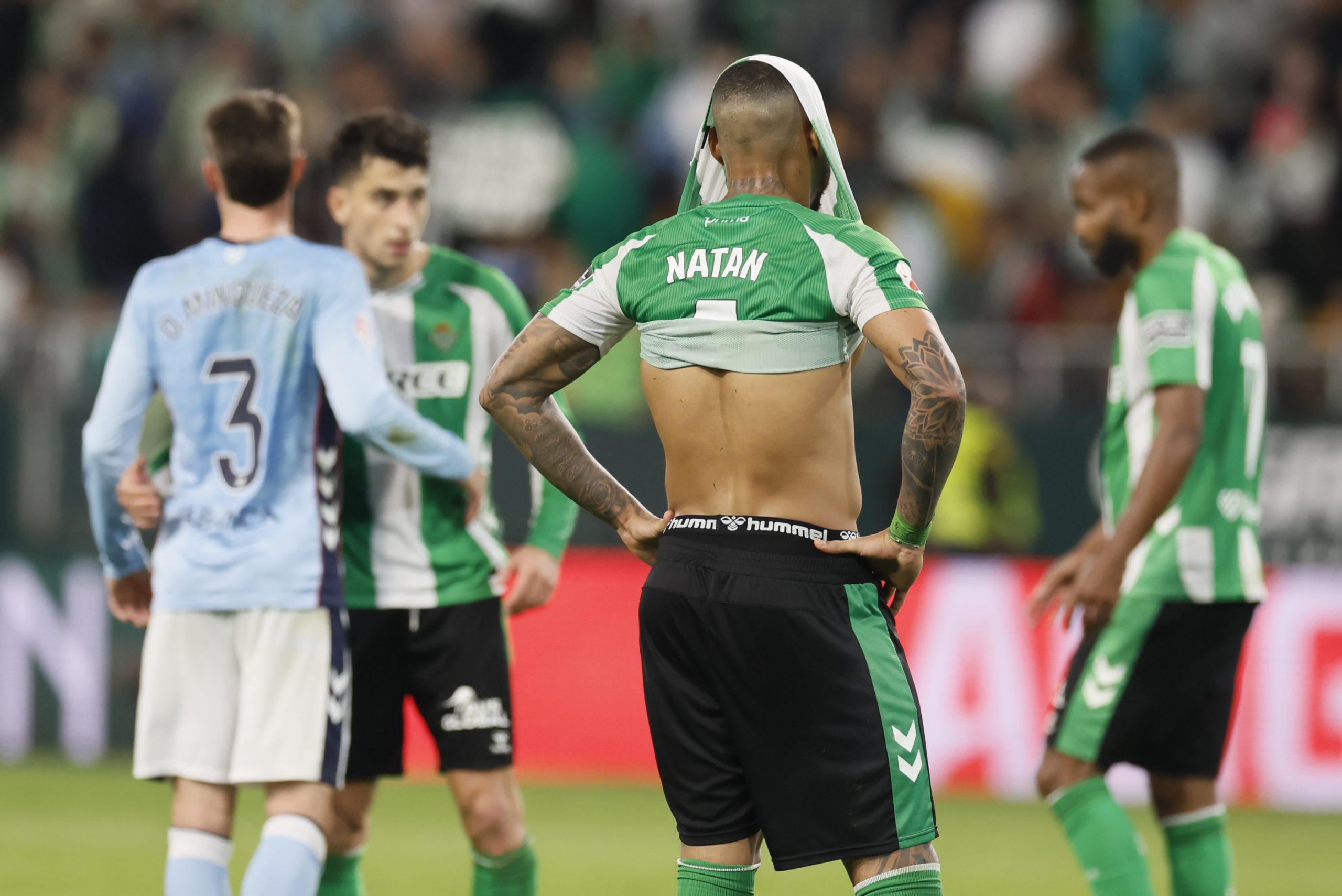 Betis in suspense: Bakambu, Isco and Natan, key absences against Espanyol