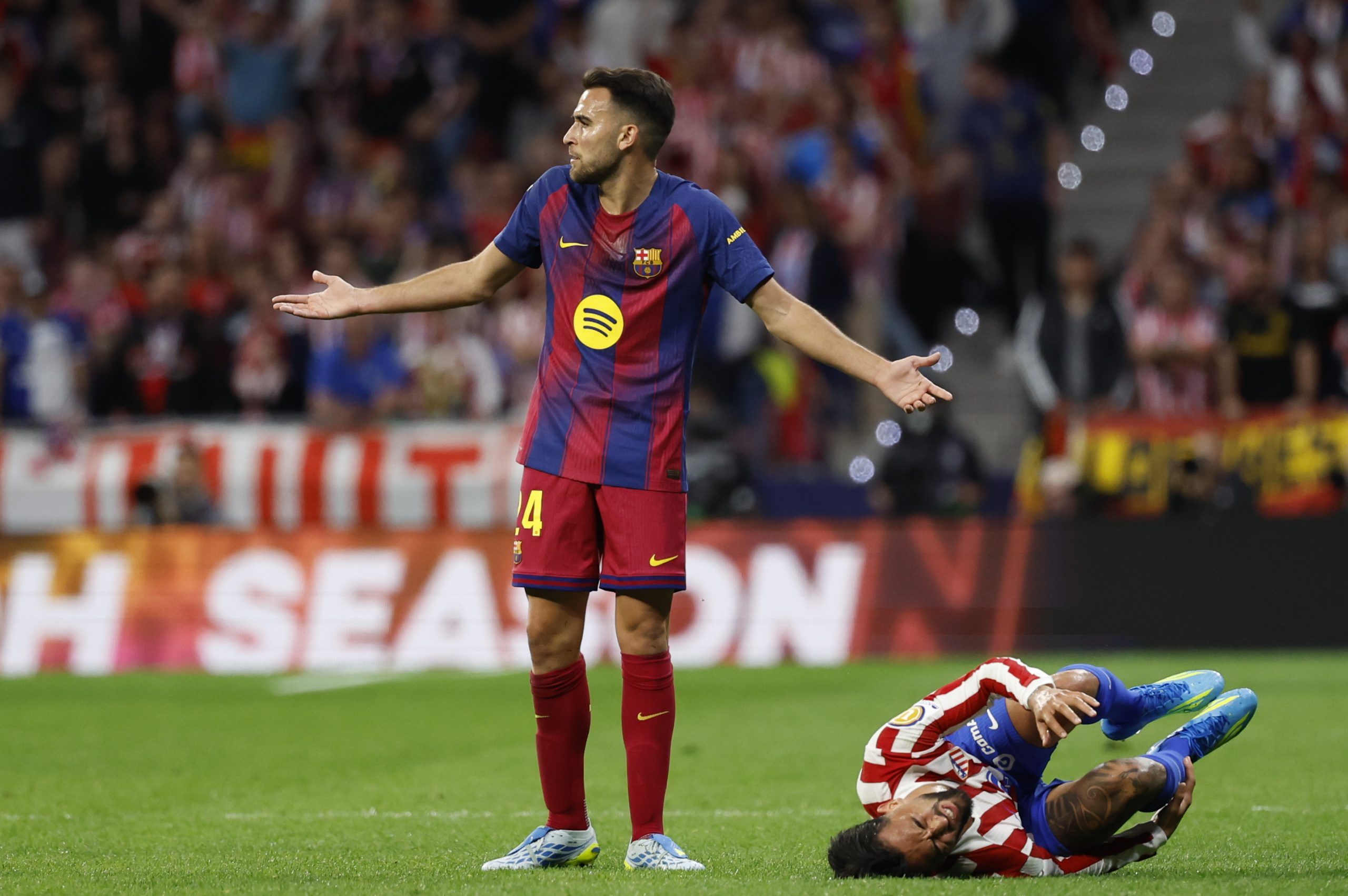 ¡Guerra en el Camp Nou! Flick busca un 'sacrificado' para blindar el centro del campo ante el Atlético
