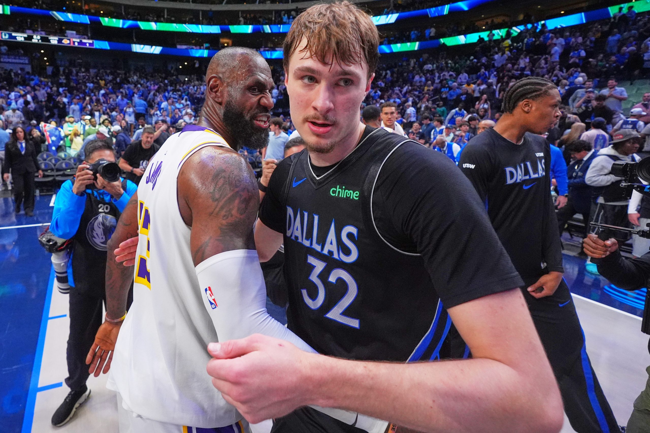 El Futuro Tiene Nombre y Es Cooper Flagg: El 'LeBron Blanco' que Desafía al Rey en una Noche Histórica