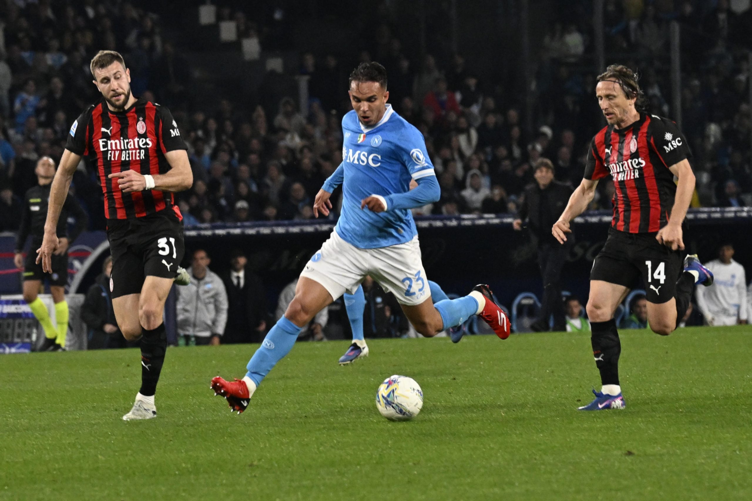 Modric, Eterno: El Croata Deslumbra a los 40 en un San Siro que Ruge