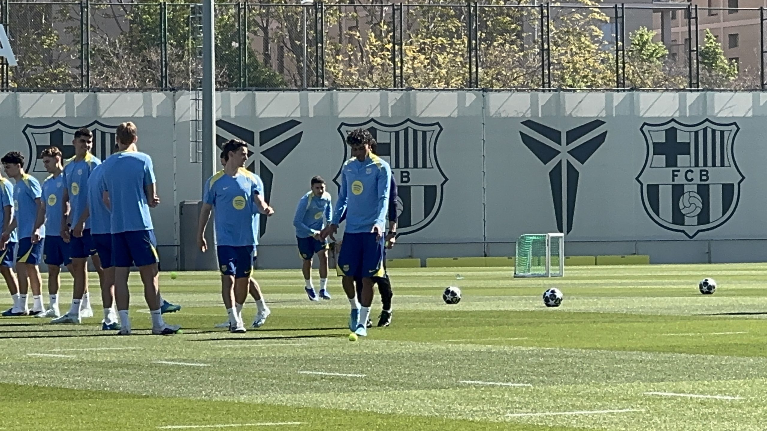 ¡Duelo de Titanes en el Camp Nou! Barça y Atlético se Citan en la Champions League