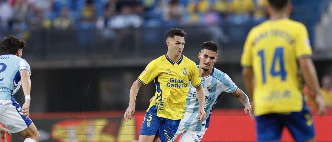 UD Las Palmas apunta alto: visita a Málaga con la mira en el ascenso directo