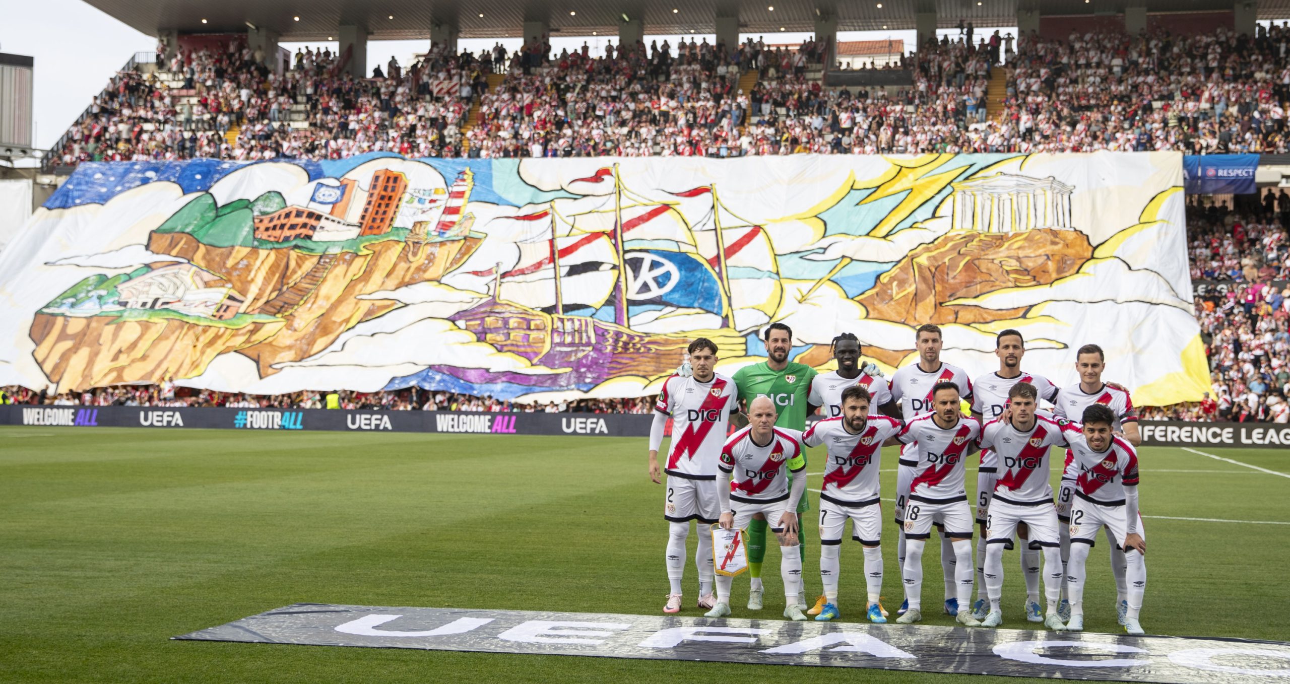 El Rayo Vallecano busca la gloria en Atenas: choque decisivo por las semifinales de la UEFA Conference League