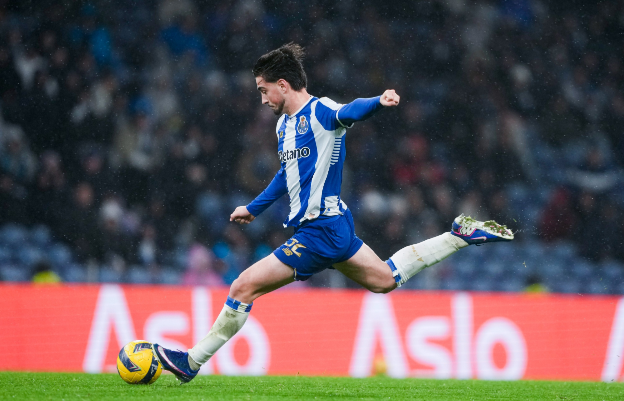 Un Gol Inesperado: El Error Fatal de Martim Fernandes Que Desestabiliza al Porto