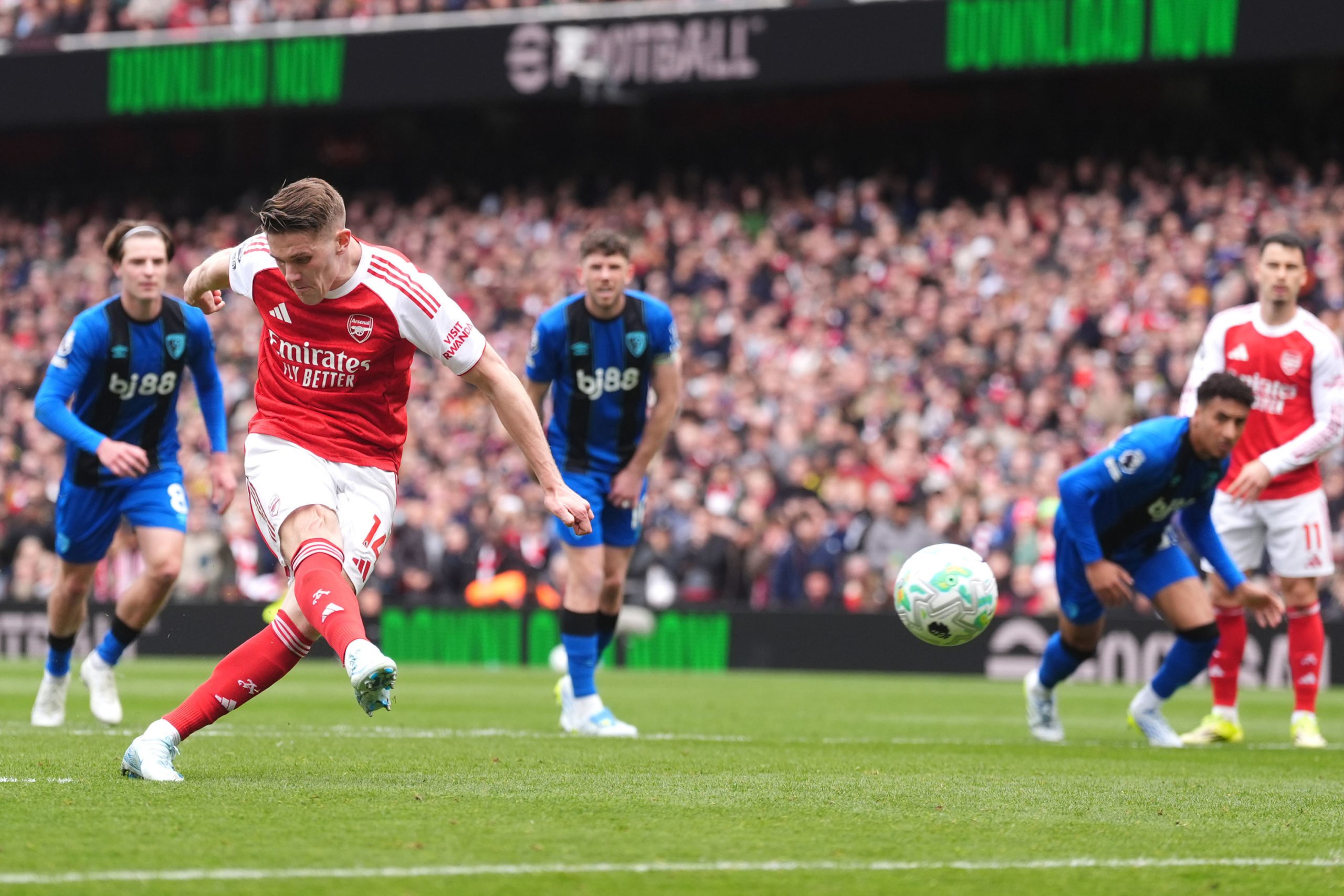 El Arsenal Tropieza en Casa y Abre la Puerta al Manchester City en la Lucha por la Premier