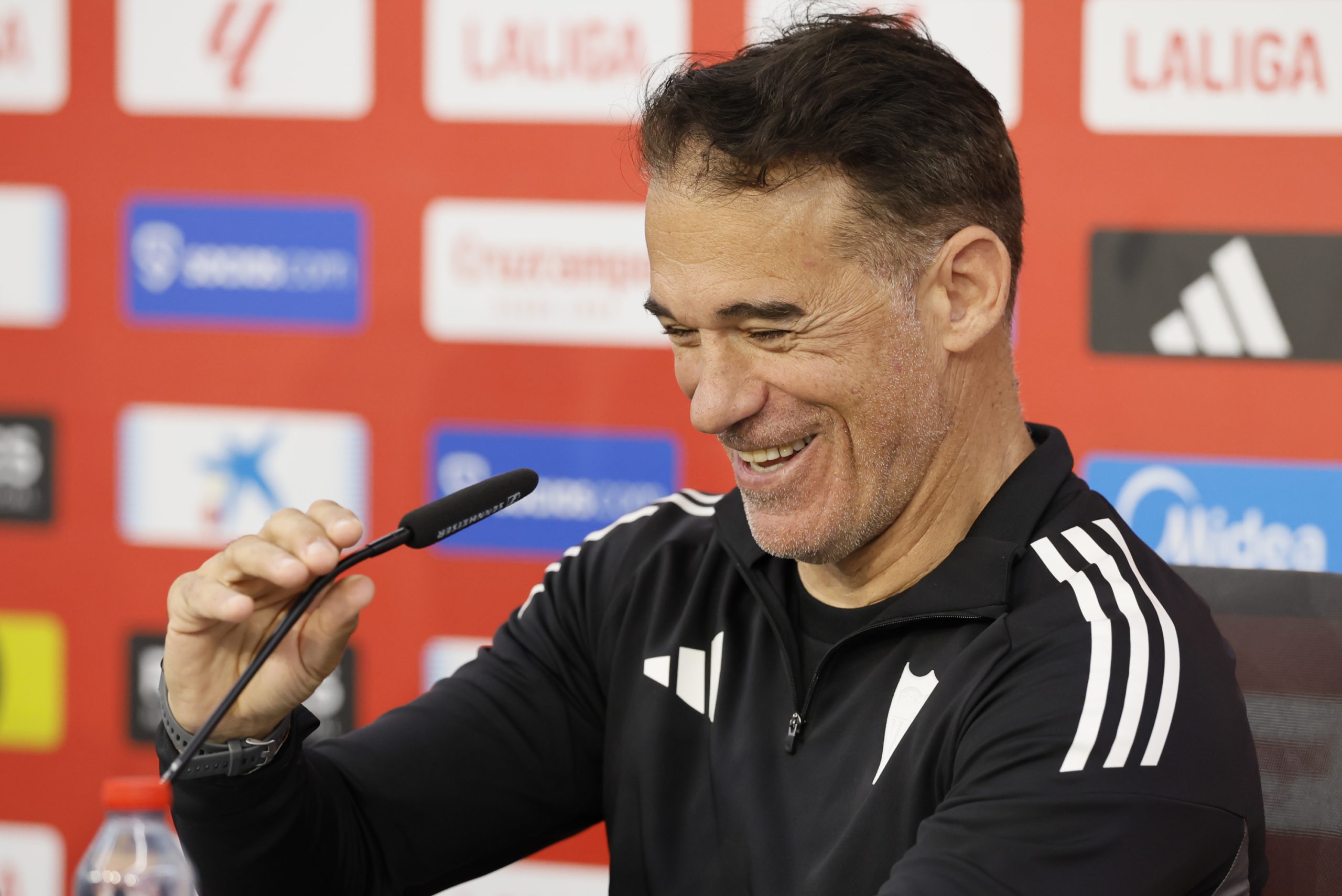 Sevilla se la juega en Valencia: Luis García Plaza apela al 