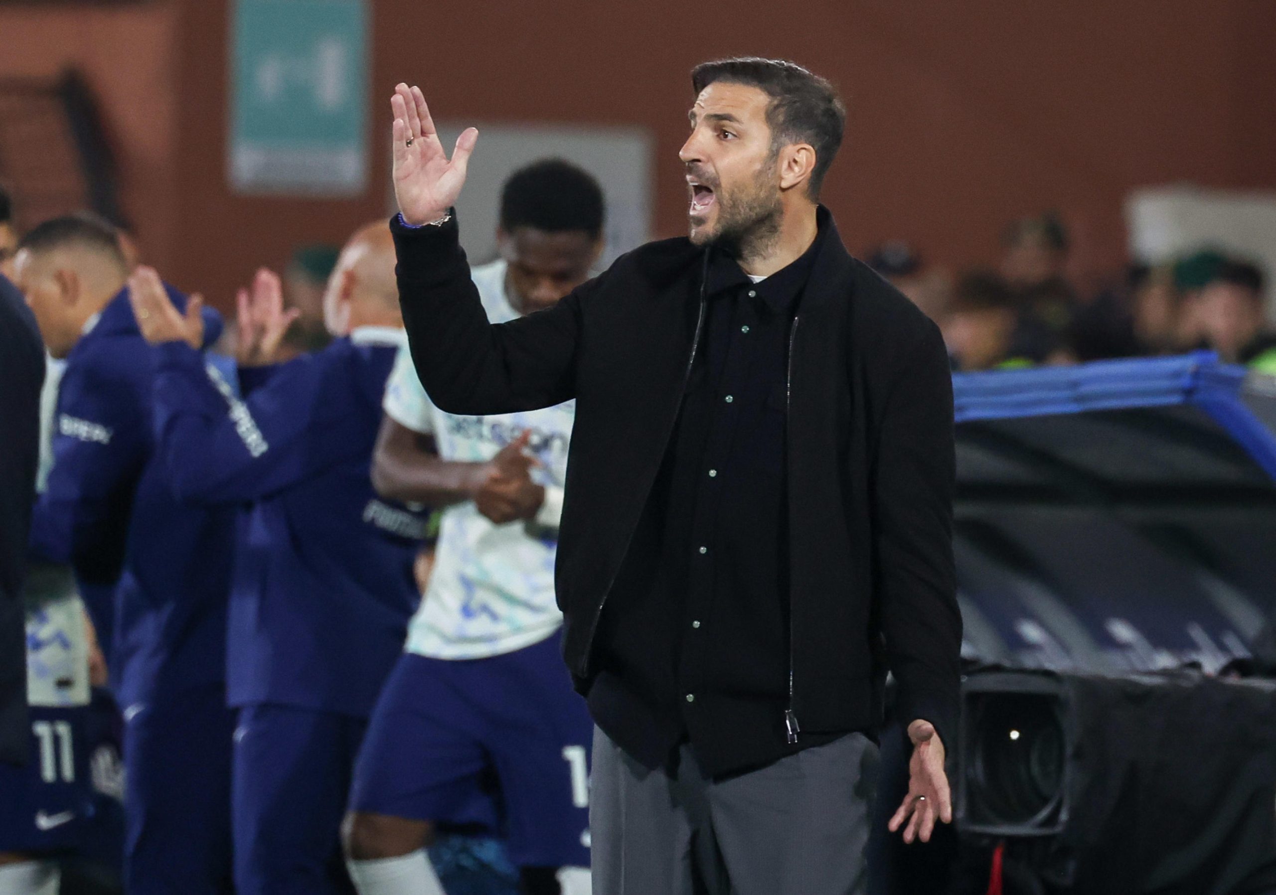 Cesc Fàbregas: Un Galardón que Celebra el Futuro del Como 1907