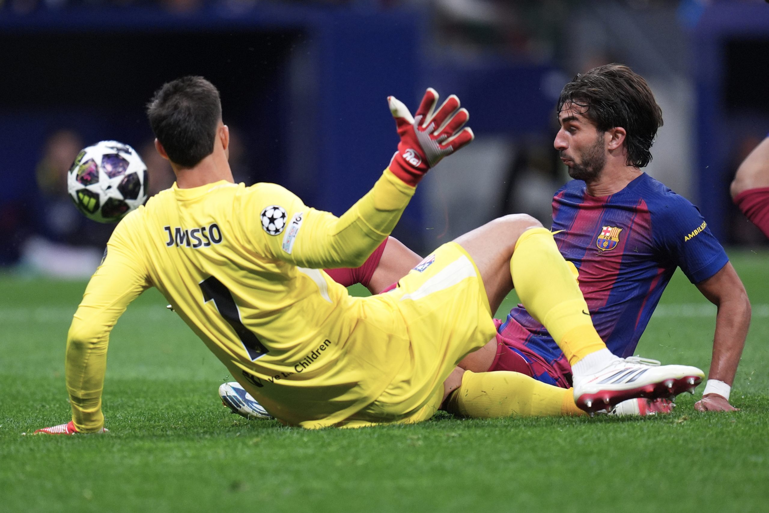 Ferran Torres se destaca en la Champions: Un gol y una asistencia lo llevan al once ideal