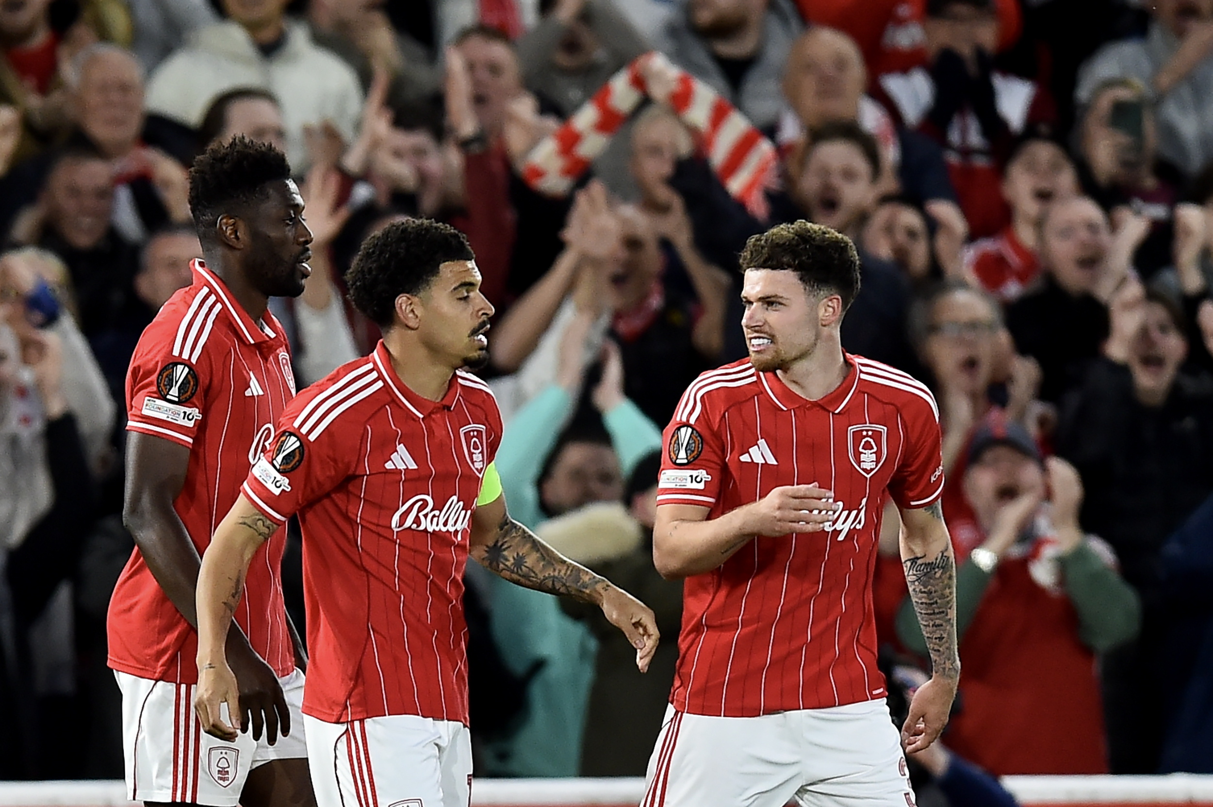 El Nottingham Forest hace historia: avanza a semifinales de la Europa League tras vencer al Porto