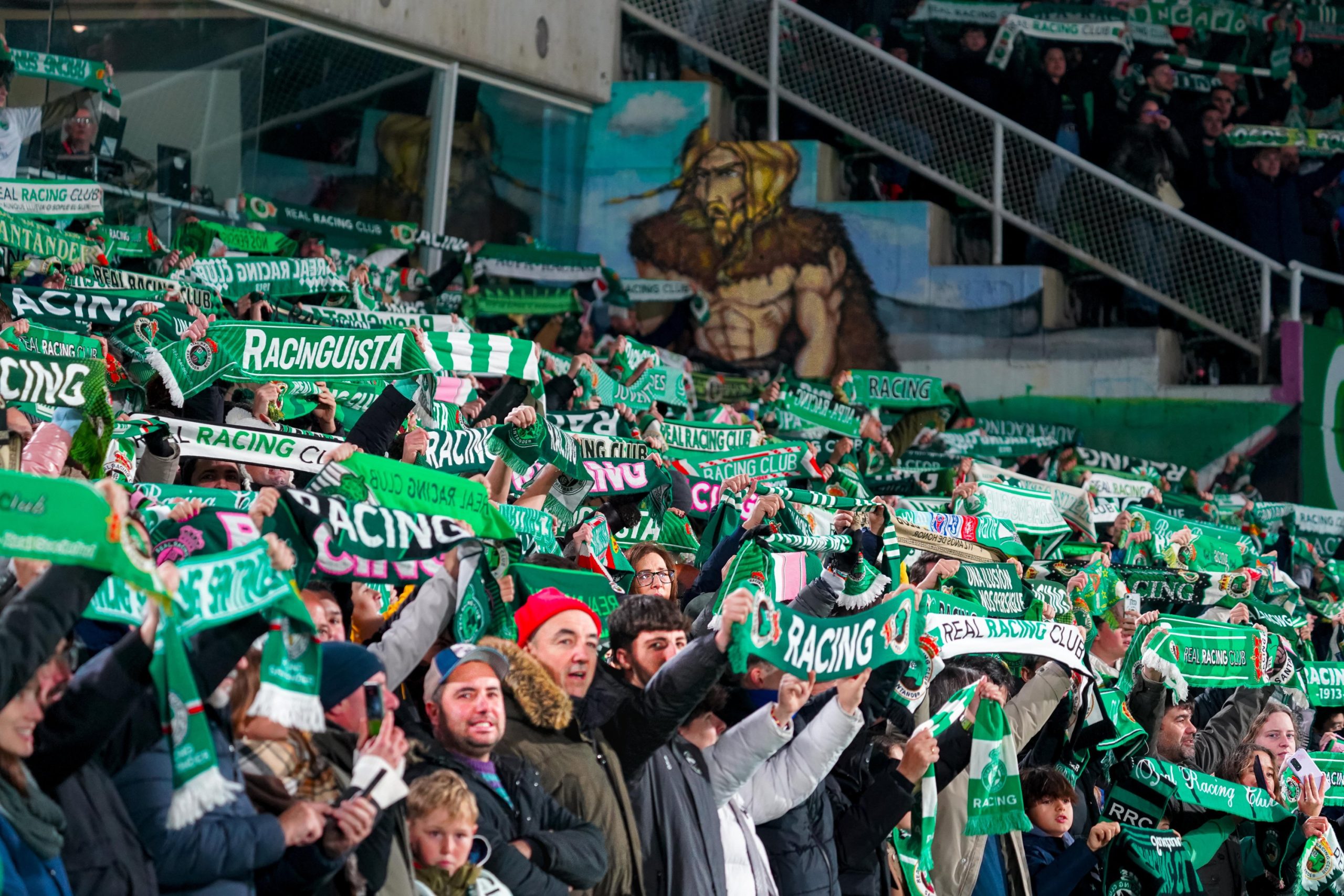 La Batalla por el Ascenso: Real Sociedad B y Racing de Santander se Enfrentan en un Partido Crucial